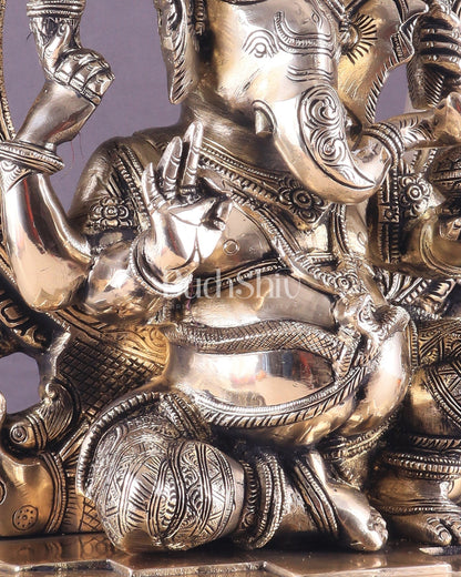 Unique Brass Lord Ganesha Statue with Kirtimukha Prabhavali Arch | 19.5 Inches - Budhshiv.com