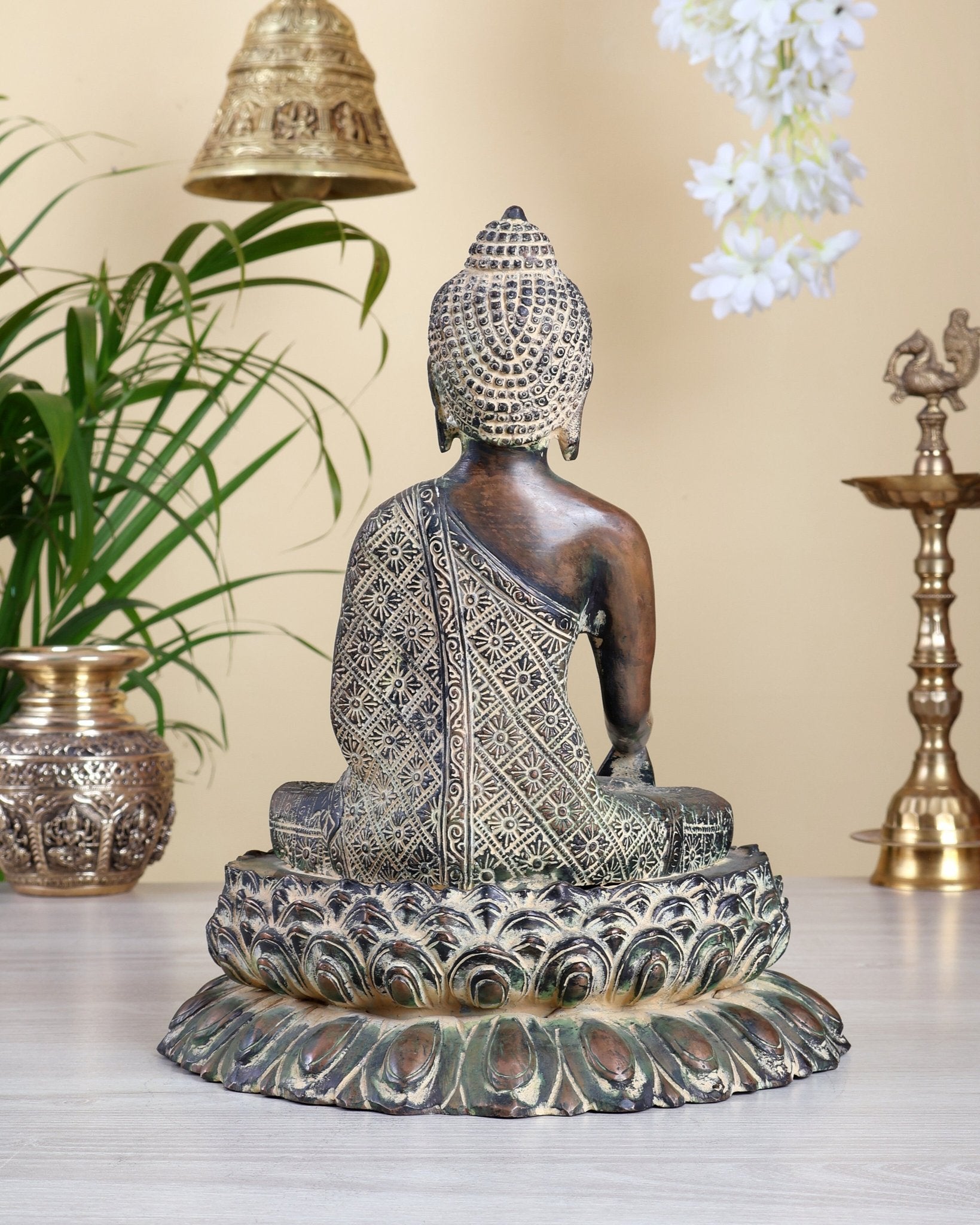 Vintage Brass Buddha on Lotus Base – Rustic Sand Finish Enlightened Buddha Statue 10" - Budhshiv.com