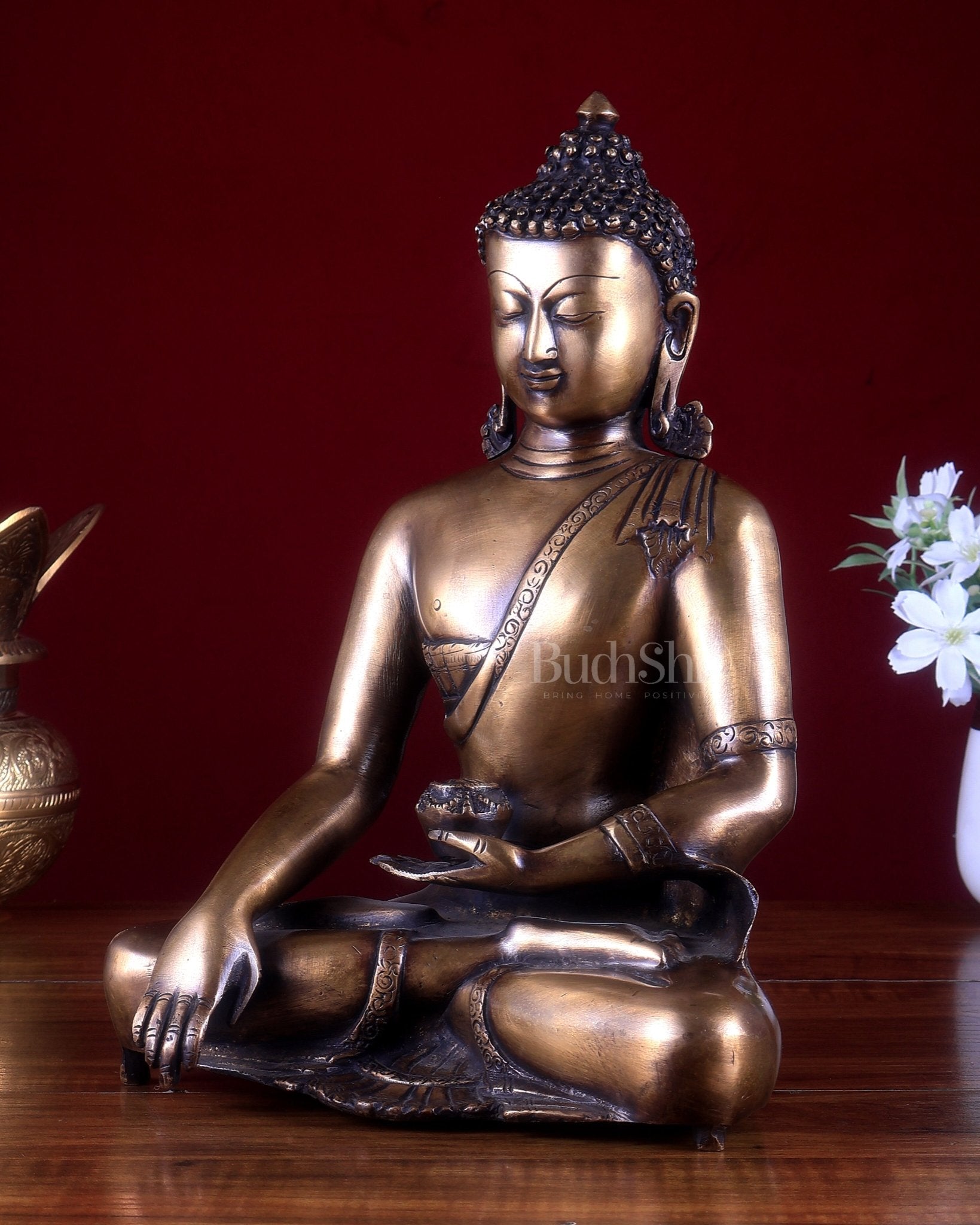 Vintage Brass Buddha Statue – Serene Heritage Spiritual Artefact 11 inch - Budhshiv.com