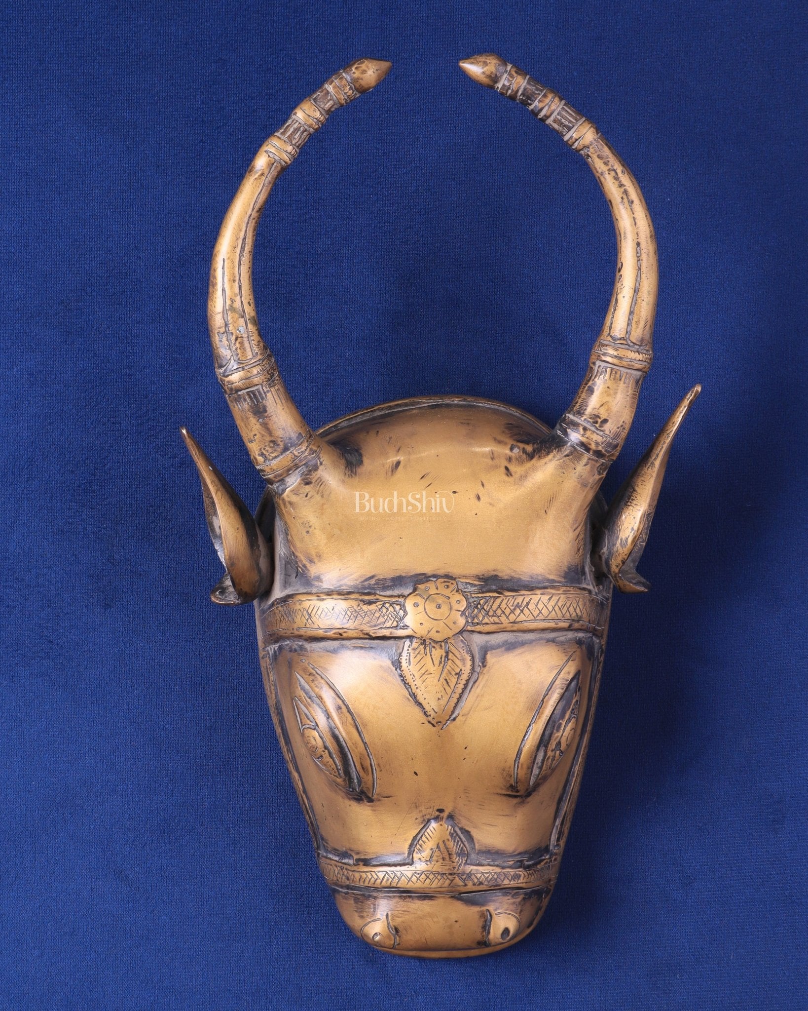 Vintage Brass Cow Head Wall Hanging – Antique Finish 7" - Budhshiv.com