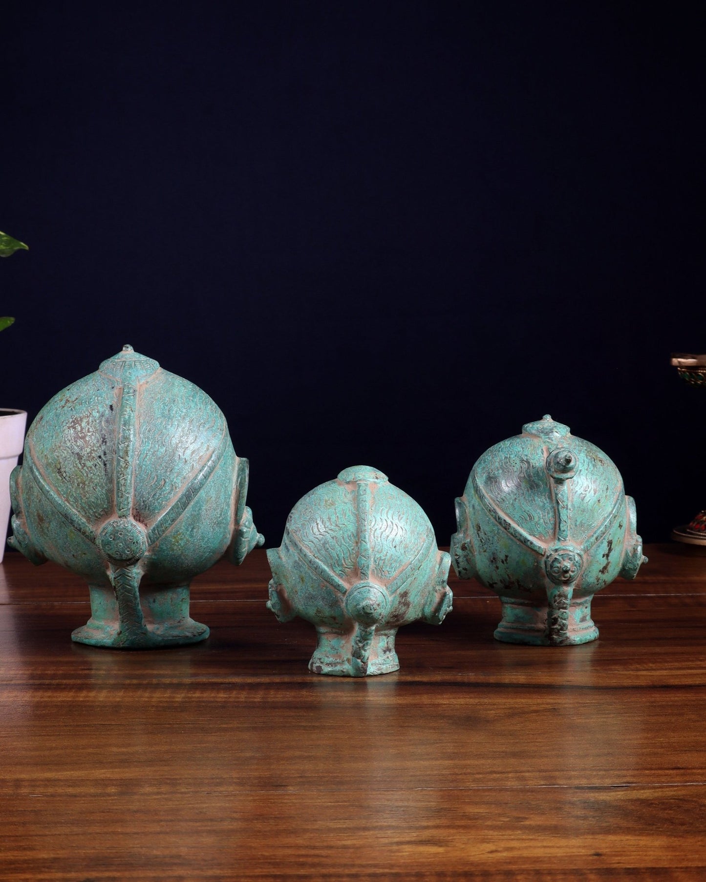 Vintage Brass Gauri Face Set – Green Sand Patina Finish - Budhshiv.com