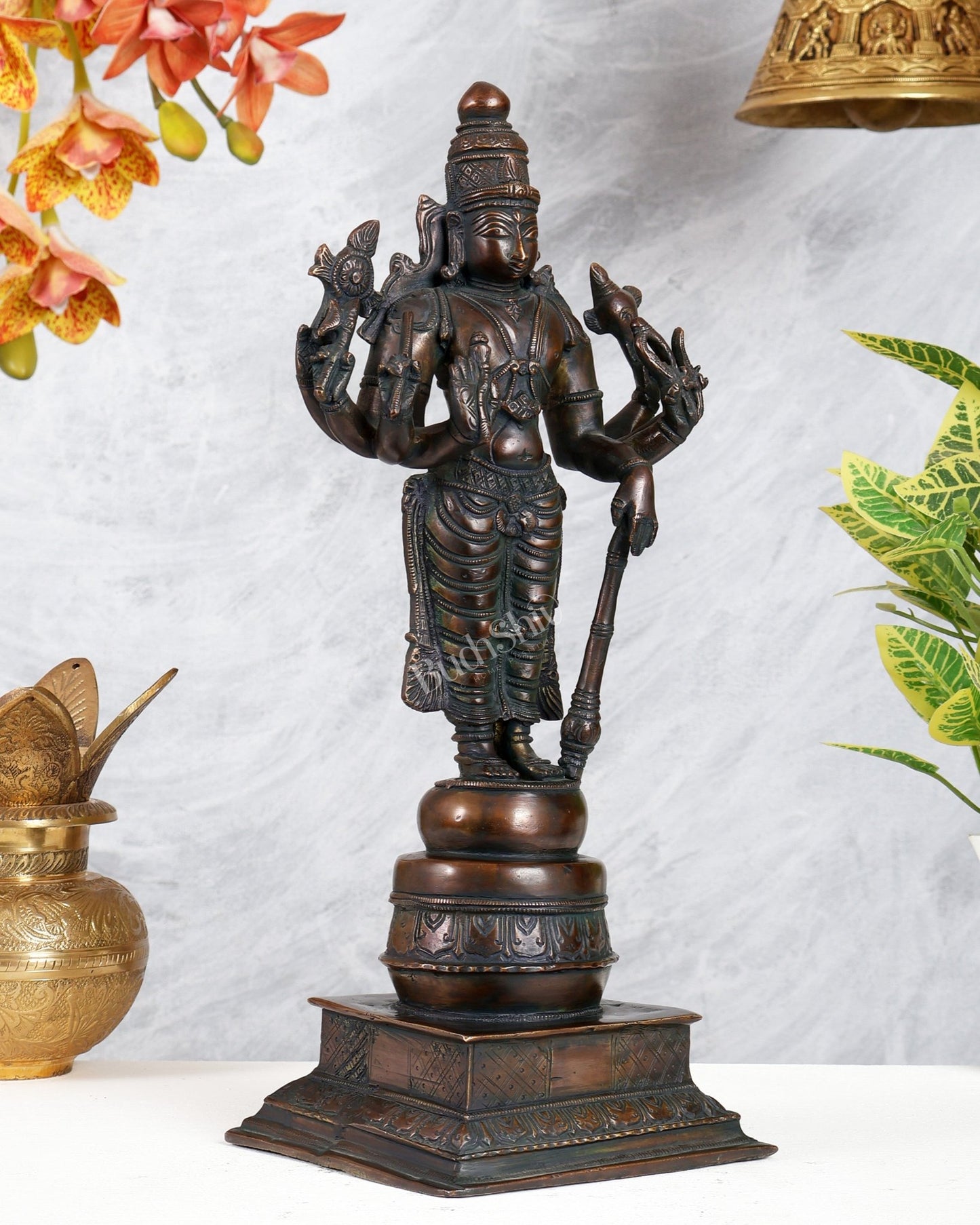 Vintage Brass Lord Vishnu Sculpture – 14 Inch Chola Inspired Masterpiece - Budhshiv.com