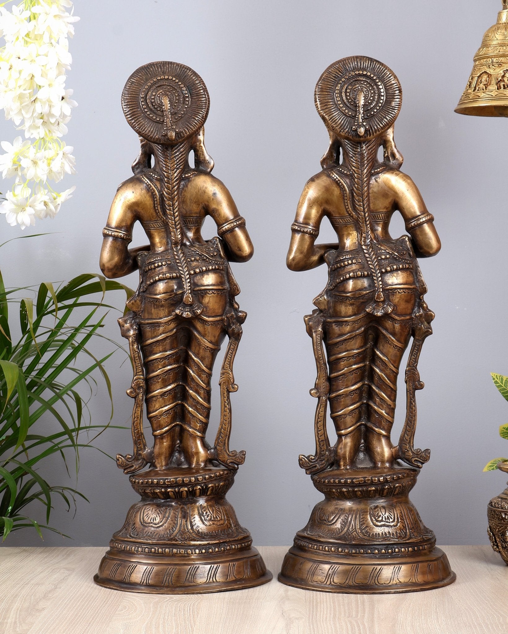 Vintage Brass Namaste Welcome Ladies – Pair 22 inch - Budhshiv.com