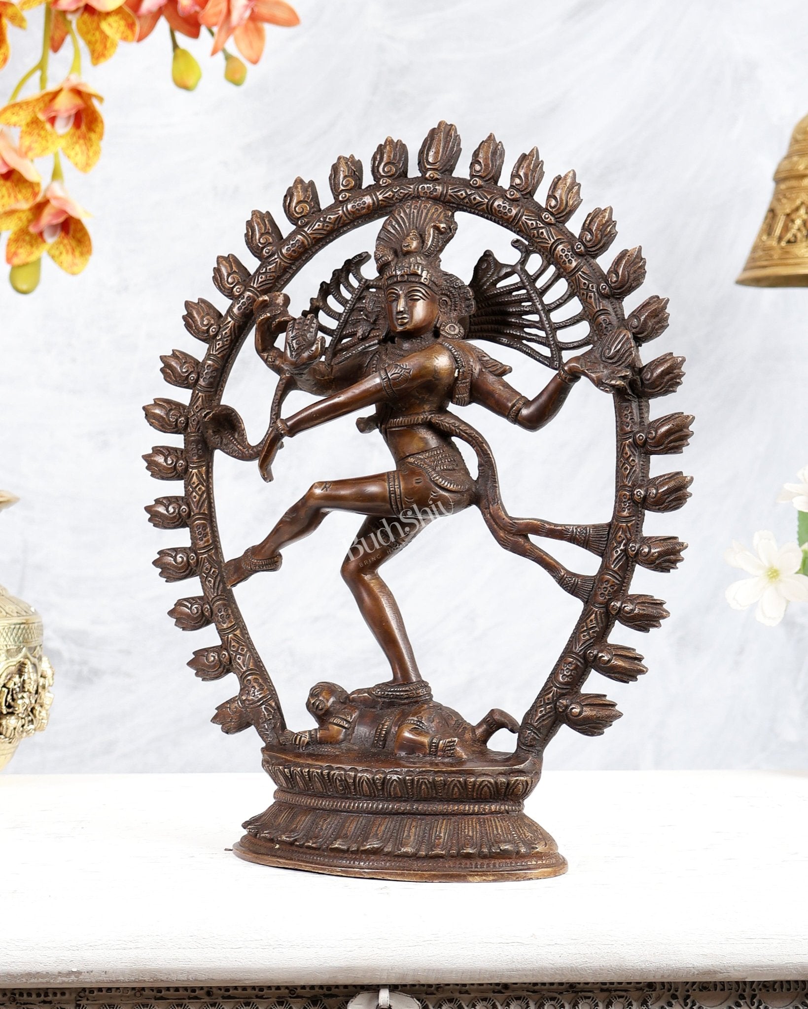Vintage Brass Nataraja statue with Oval Ring | 12 Inch Height | 3.2 KG - Budhshiv.com