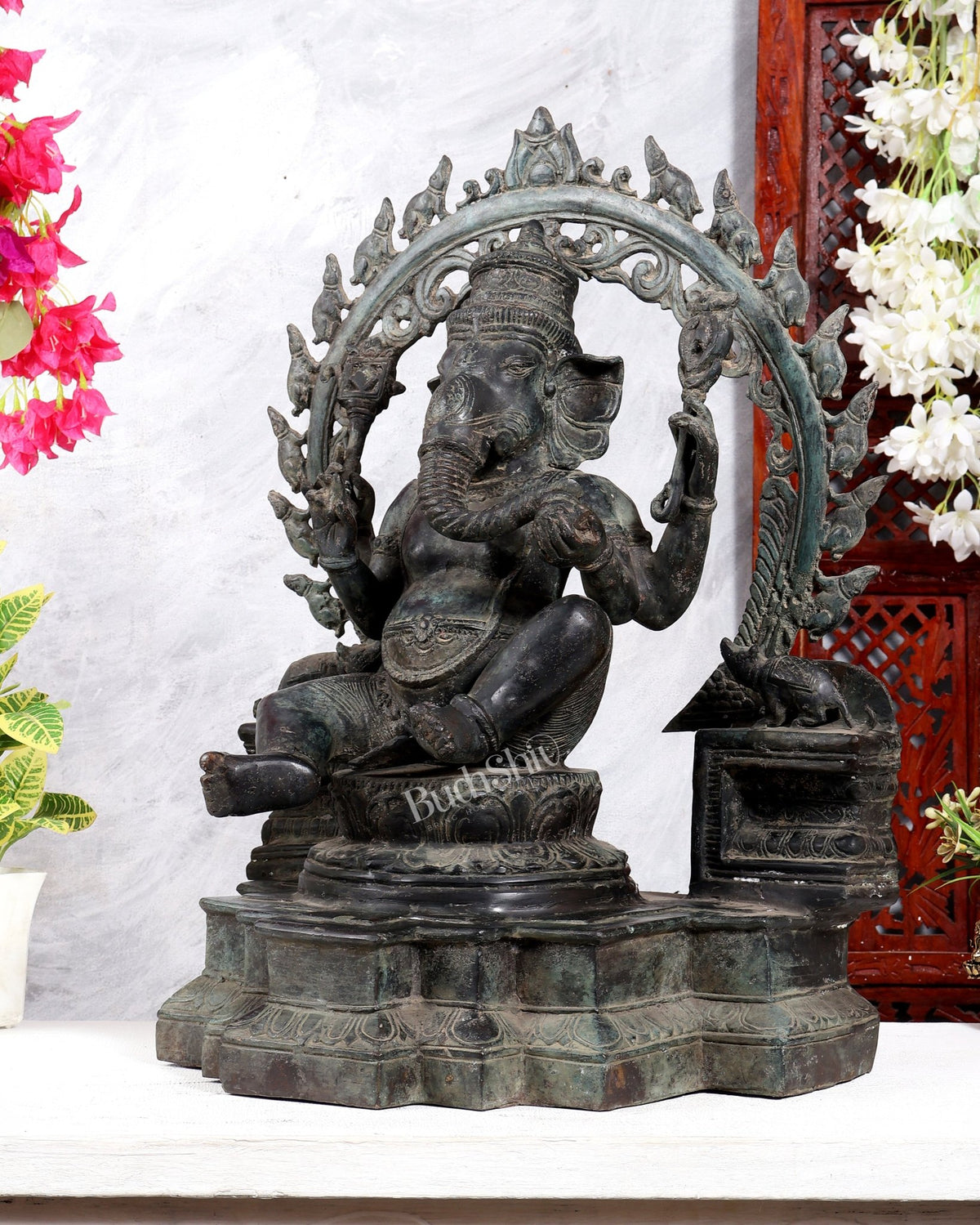 Vintage Bronze Lord Ganesha with Unique Mouse Prabhavali – Balinese Lost-Wax Casting (21 Inches) - Budhshiv.com