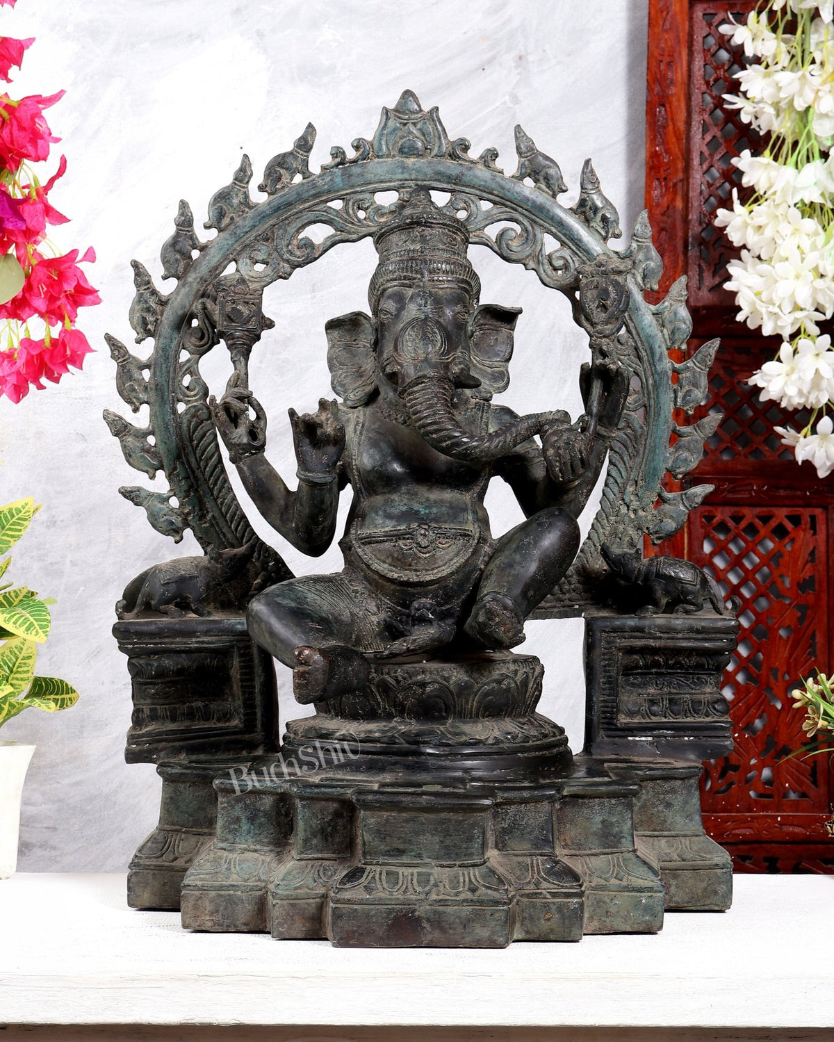 Vintage Bronze Lord Ganesha with Unique Mouse Prabhavali – Balinese Lost-Wax Casting (21 Inches) - Budhshiv.com