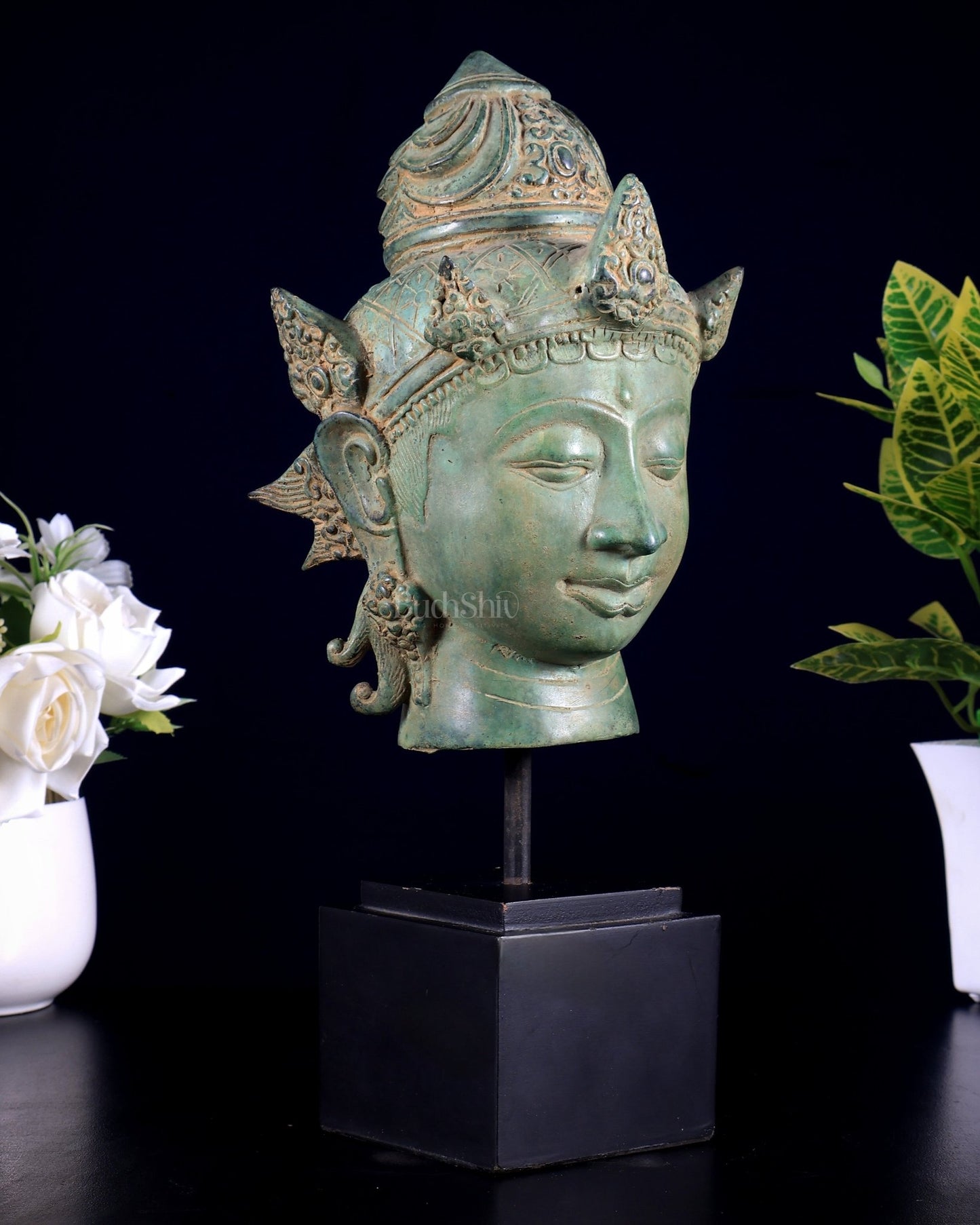 Vintage Indonesian Bronze Vishnu Head Sculpture 12" - Budhshiv.com