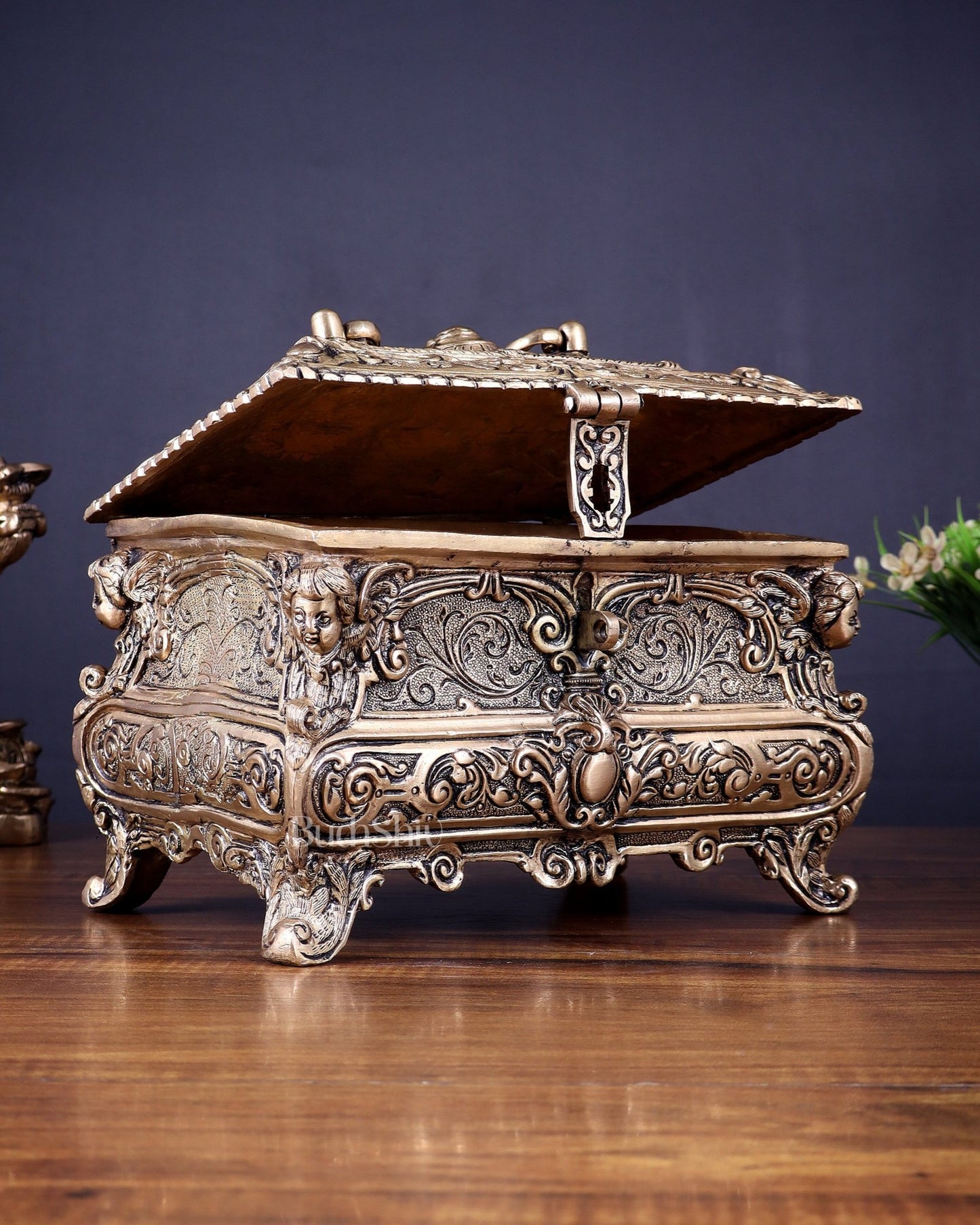 Vintage Victorian Brass Jewellery/Treasure Box 9" - Budhshiv.com