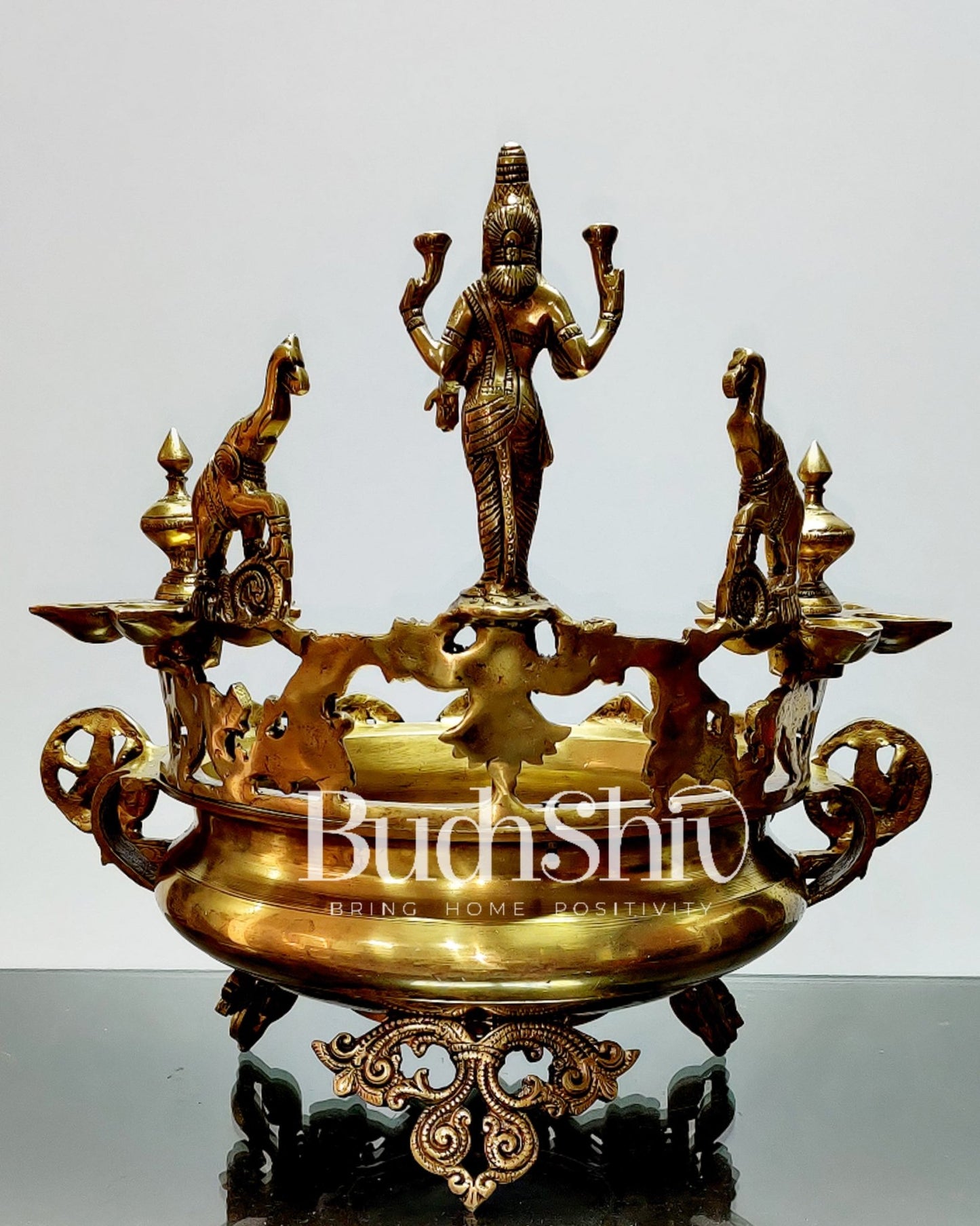 Ashtalakshmi Brass urli with diyas - Budhshiv.com