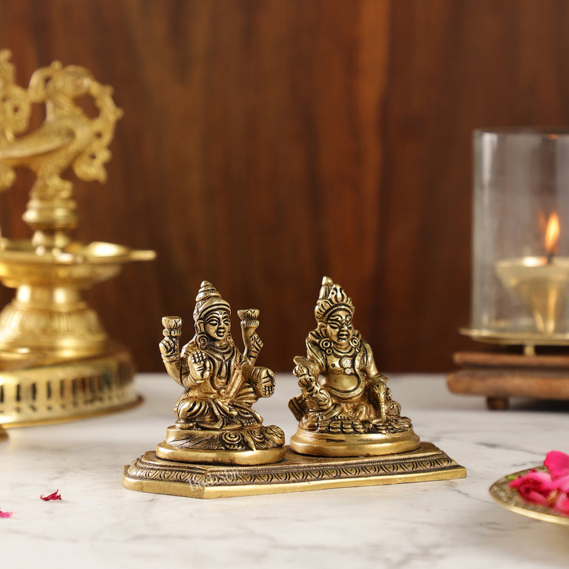 Brass Lord Kubera Lakshmi Auspicious Idol 4 Inch | Budhshiv.com
