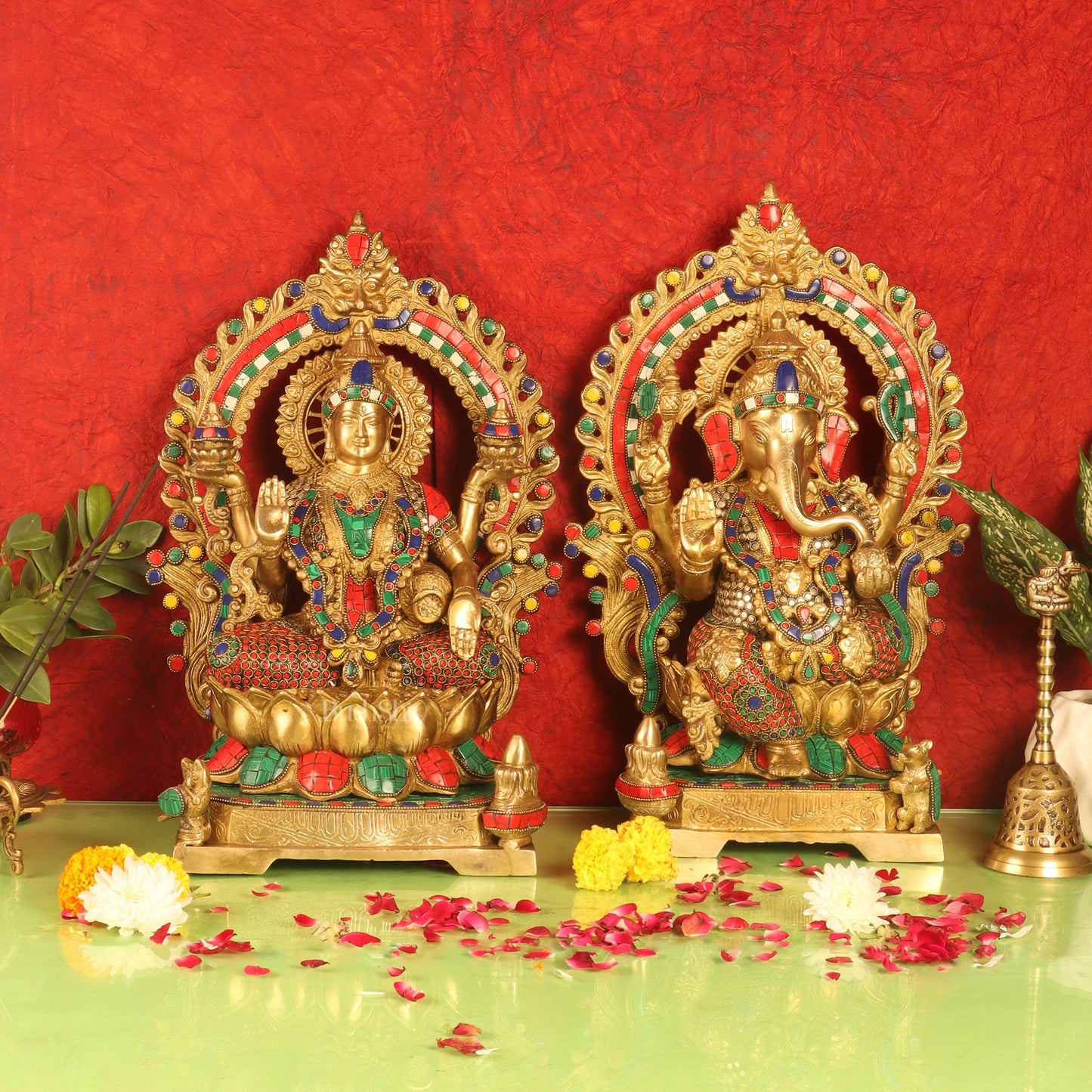 Auspicious Pair: Lord Ganesha and Goddess Lakshmi Brass Statues - Height 18 inches - Budhshiv.com
