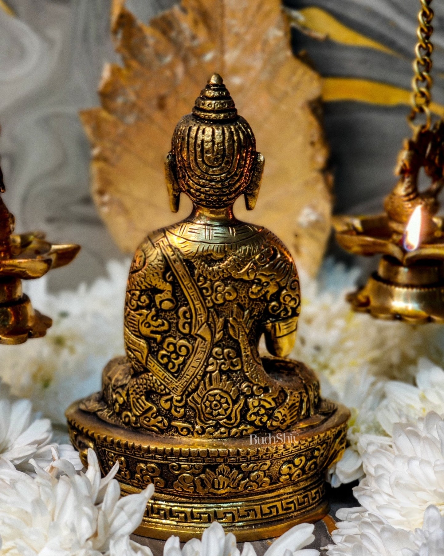 Beautiful Brass Blessing Buddha Statue | Abhaya Mudra/Aashirwaad Mudra | 7" x 4" - Budhshiv.com