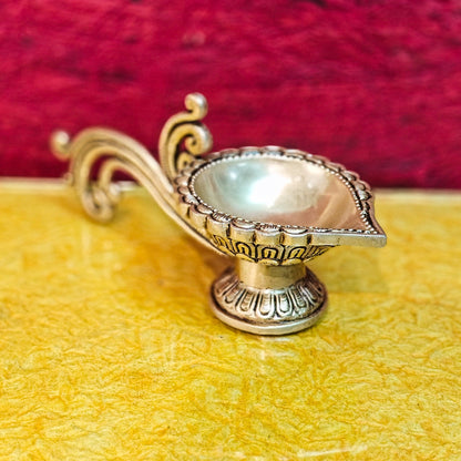 Brass aarti diya with handle - Budhshiv.com