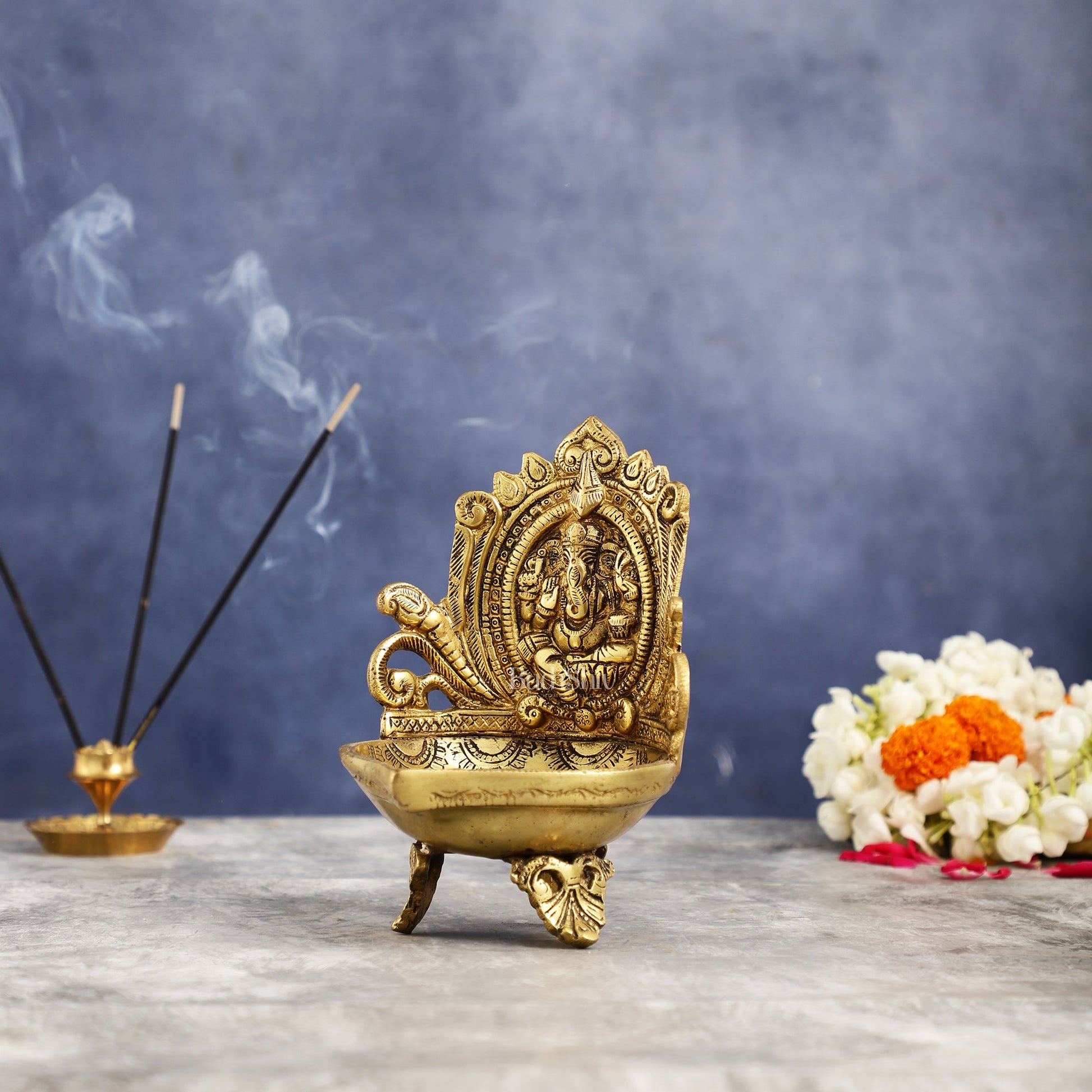 Brass Ganesha Diya Oil Lamp - 7 Inch - Budhshiv.com