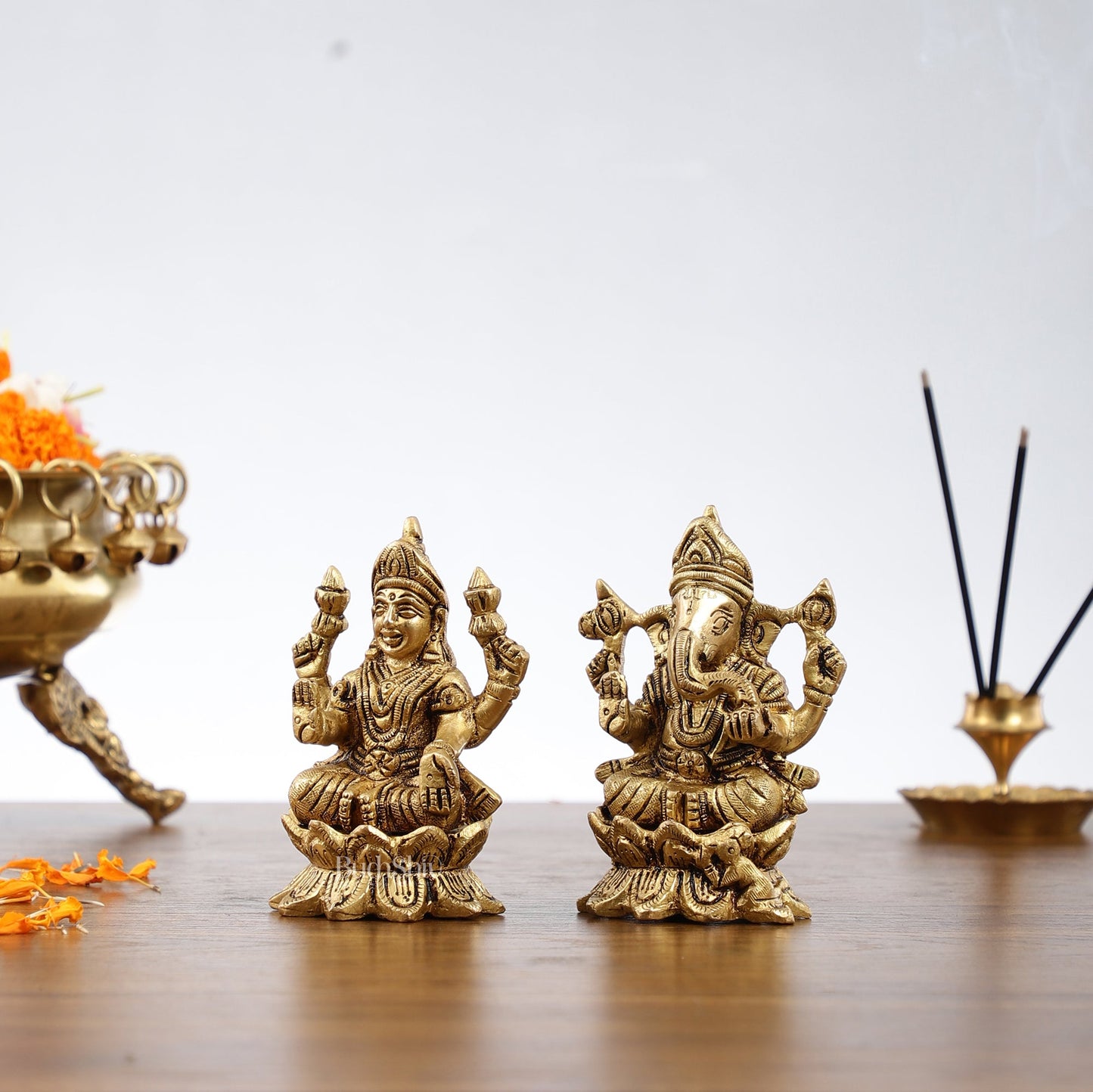 Brass Ganesha Lakshmi Idols on Lotus Superfine - 4x2.5x3 Inch - Budhshiv.com