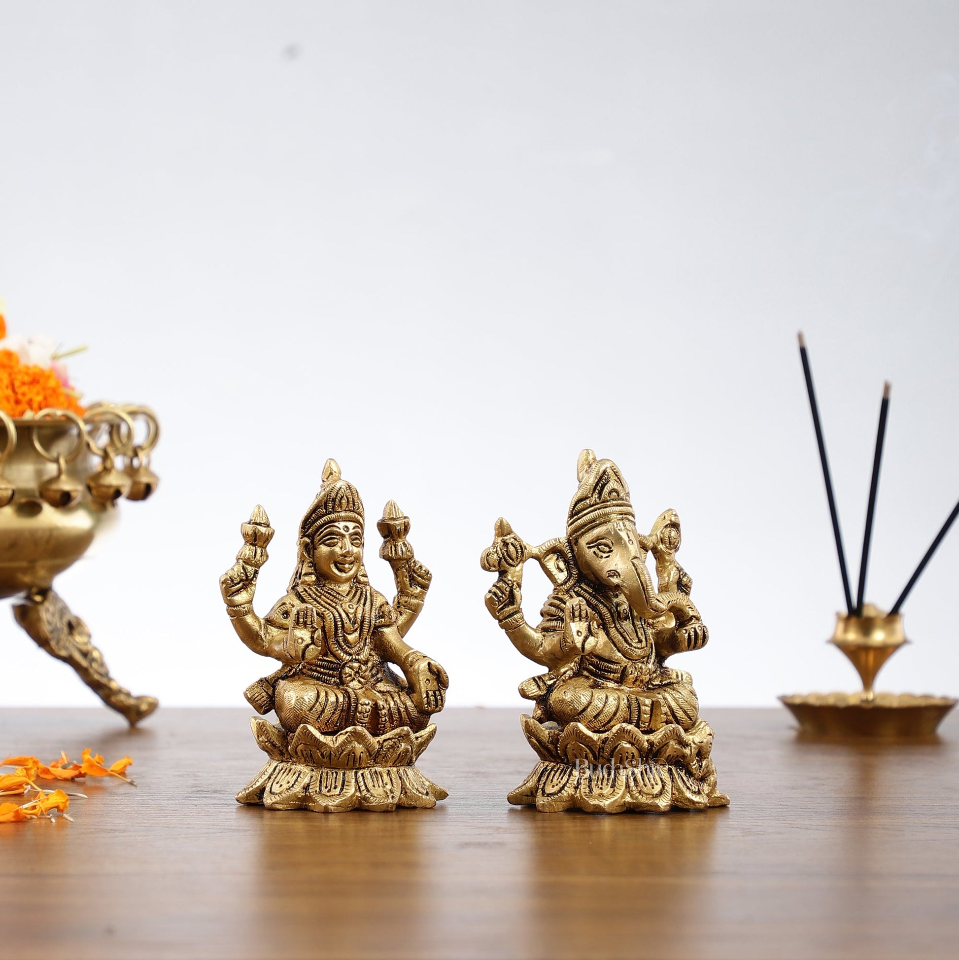 Brass Ganesha Lakshmi Idols on Lotus Superfine - 4x2.5x3 Inch - Budhshiv.com