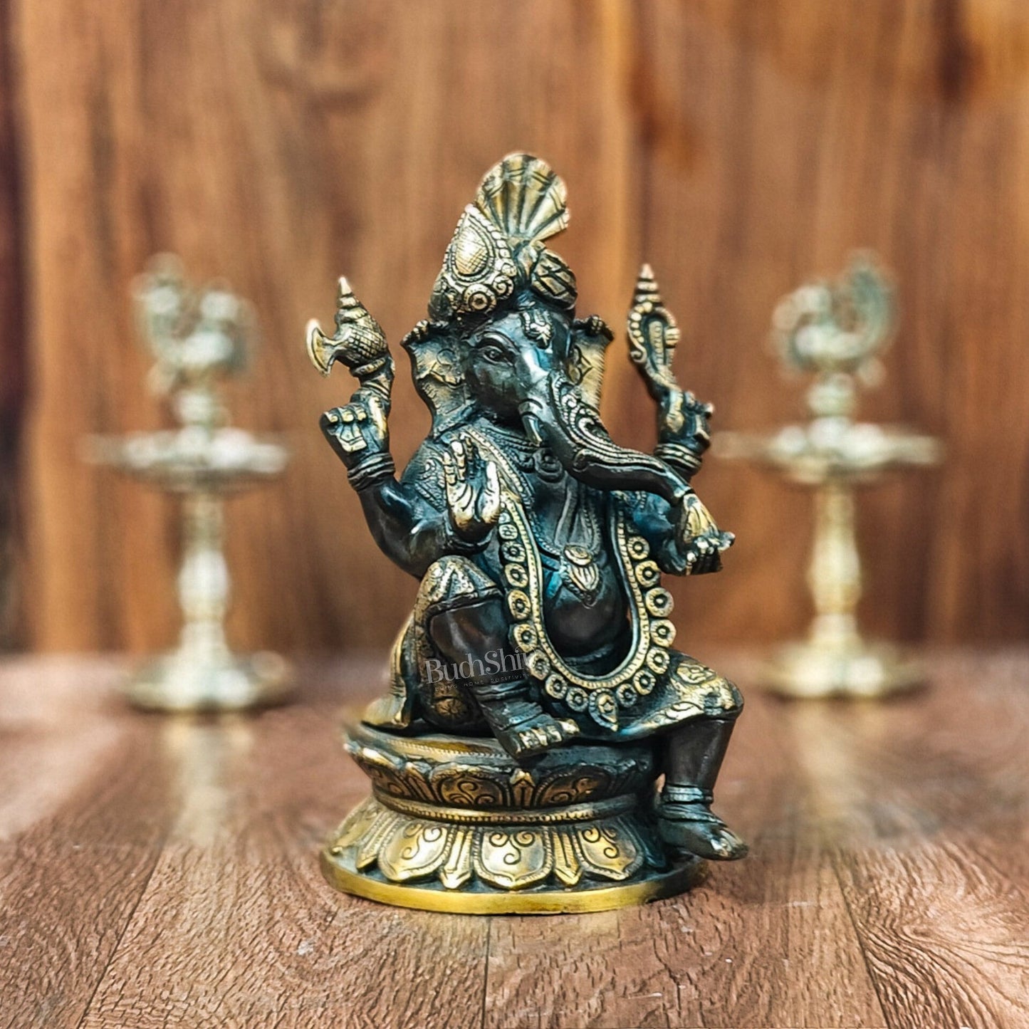 Brass Handcrafted Ganapathi Statue with Turban - Unique Design - Budhshiv.com