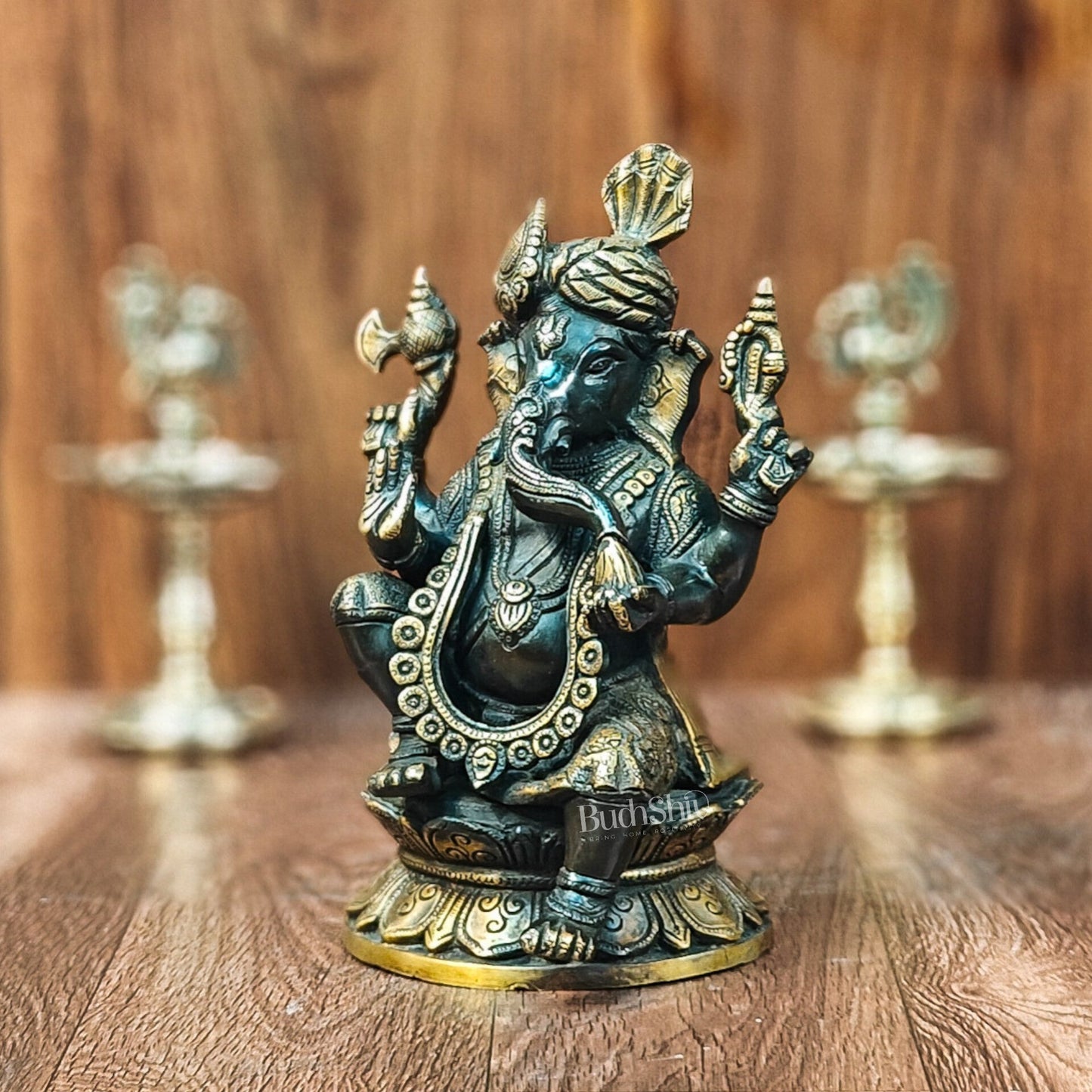 Brass Handcrafted Ganapathi Statue with Turban - Unique Design - Budhshiv.com