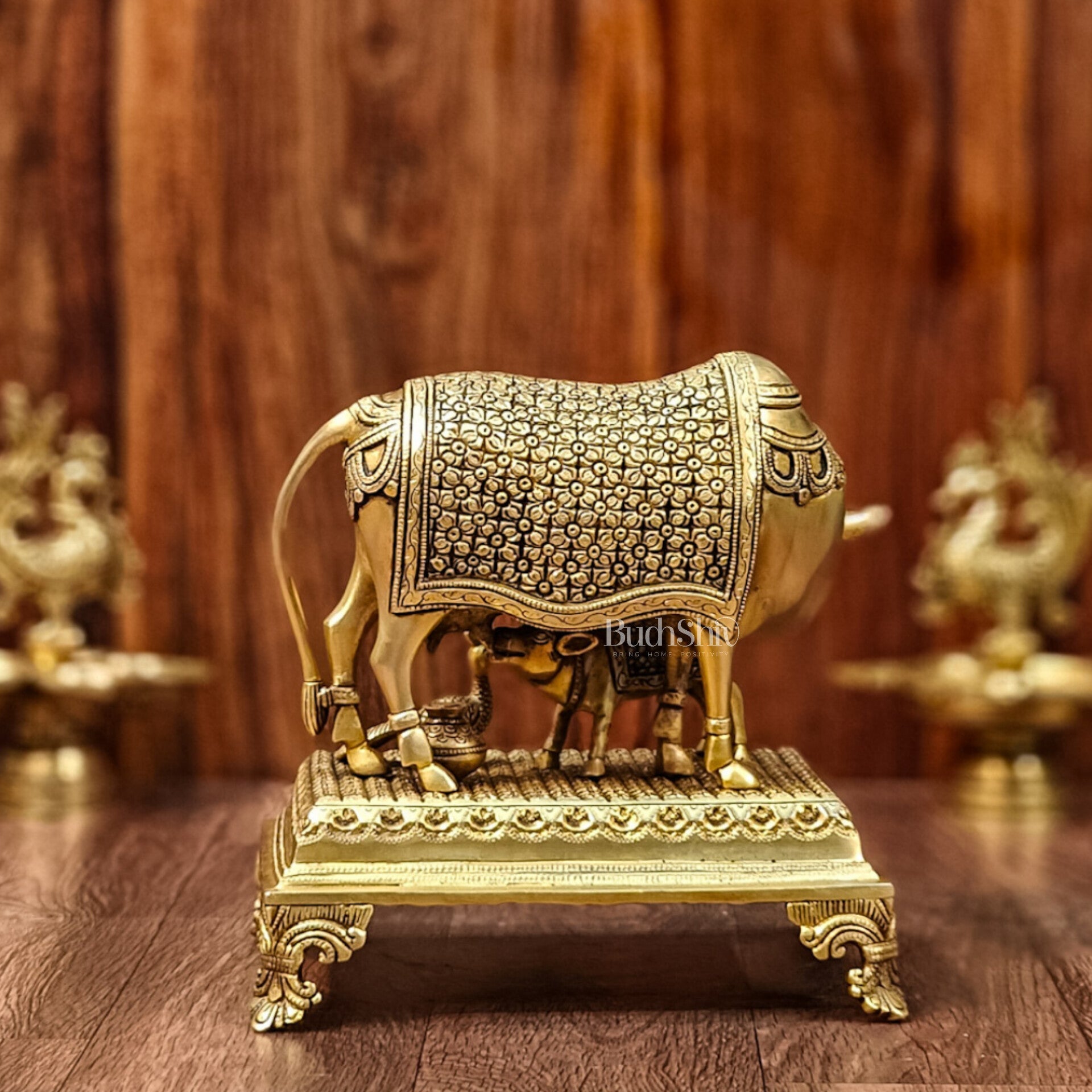 Brass Kaamdhenu cow and calf idol| 10" - Budhshiv.com