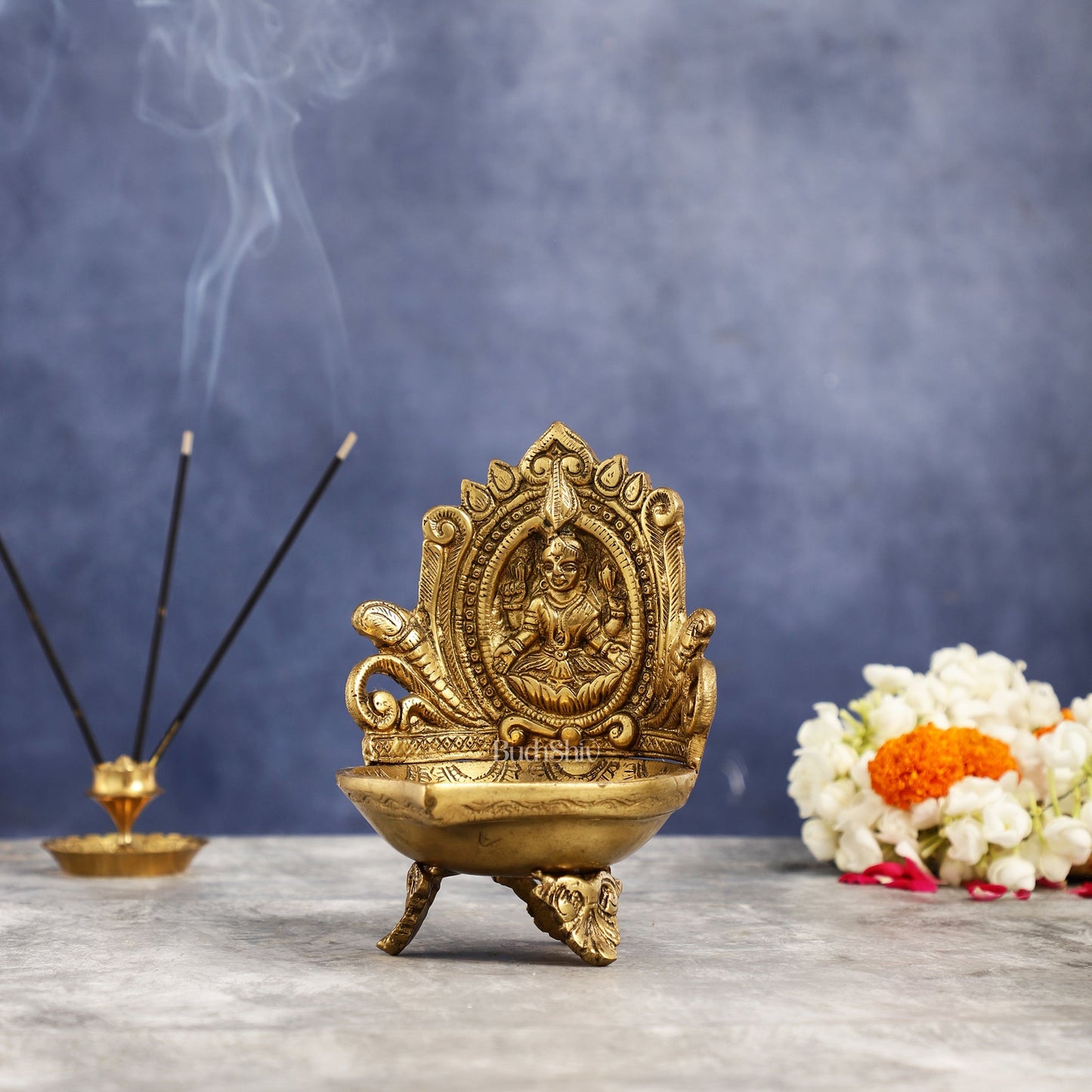 Brass lakshmi Diya Oil Lamp - 7 Inch - Budhshiv.com