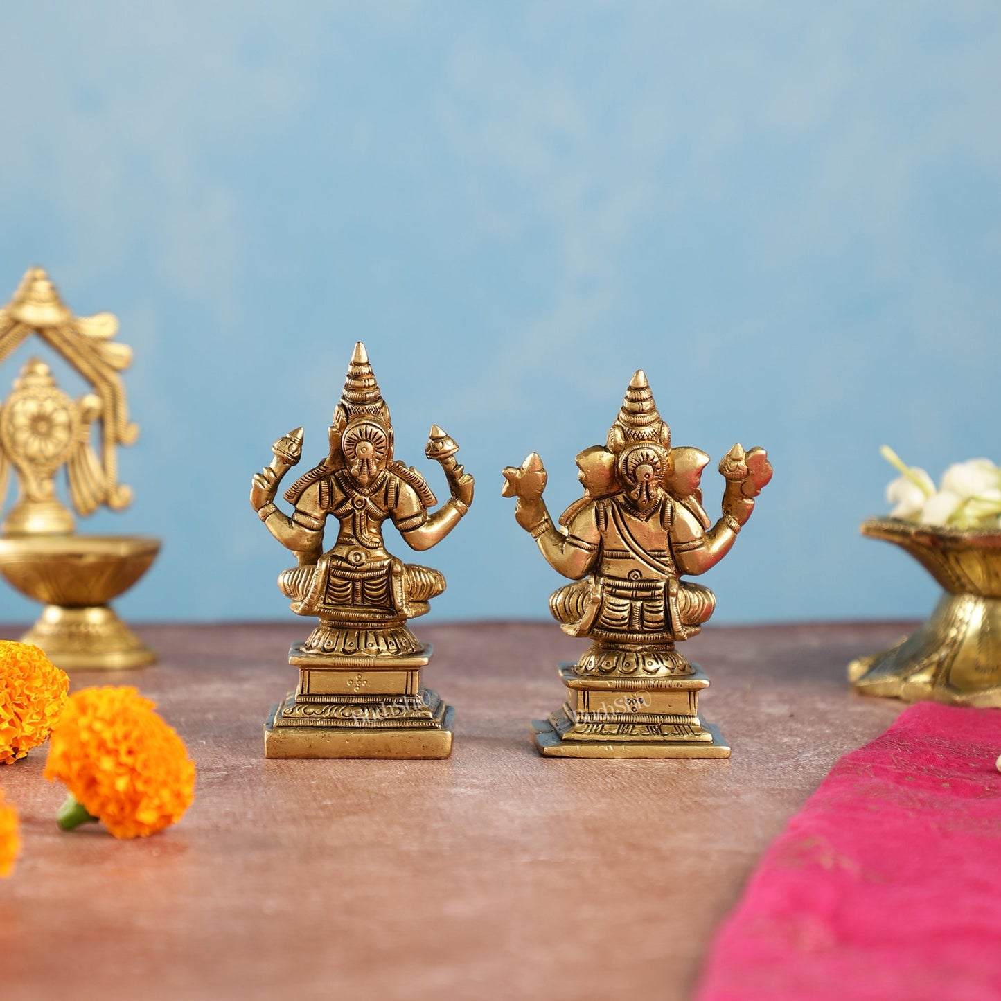 Brass Lakshmi & Ganesha Idols Set | 4.5" - Budhshiv.com