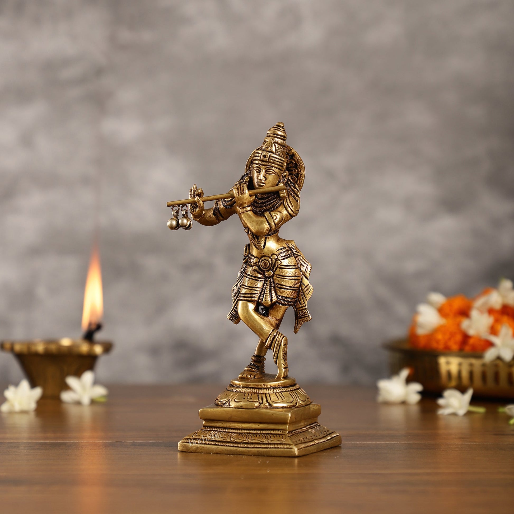 Brass Lord Krishna Idol | Height 7.5 inch - Budhshiv.com