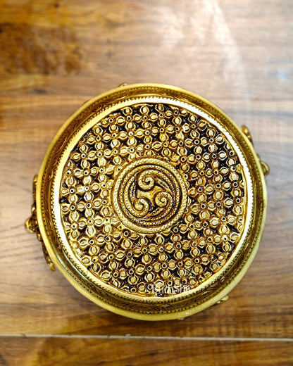 Brass Pooja Chowki aasan for idols - 7x7 inch - Budhshiv.com