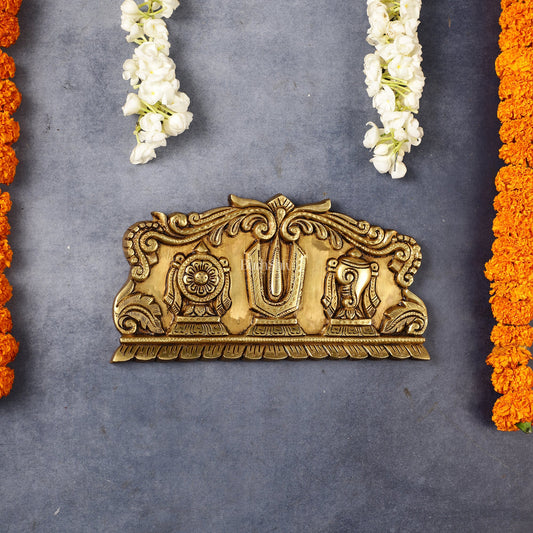 Brass Shankh Chakra Namah wall hanging - Budhshiv.com