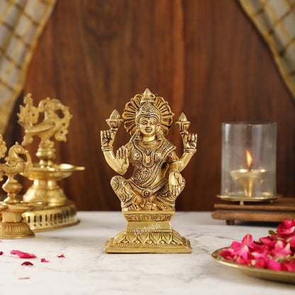 Brass Superfine Handcrafted lakshmi idol 7.5" - Budhshiv.com