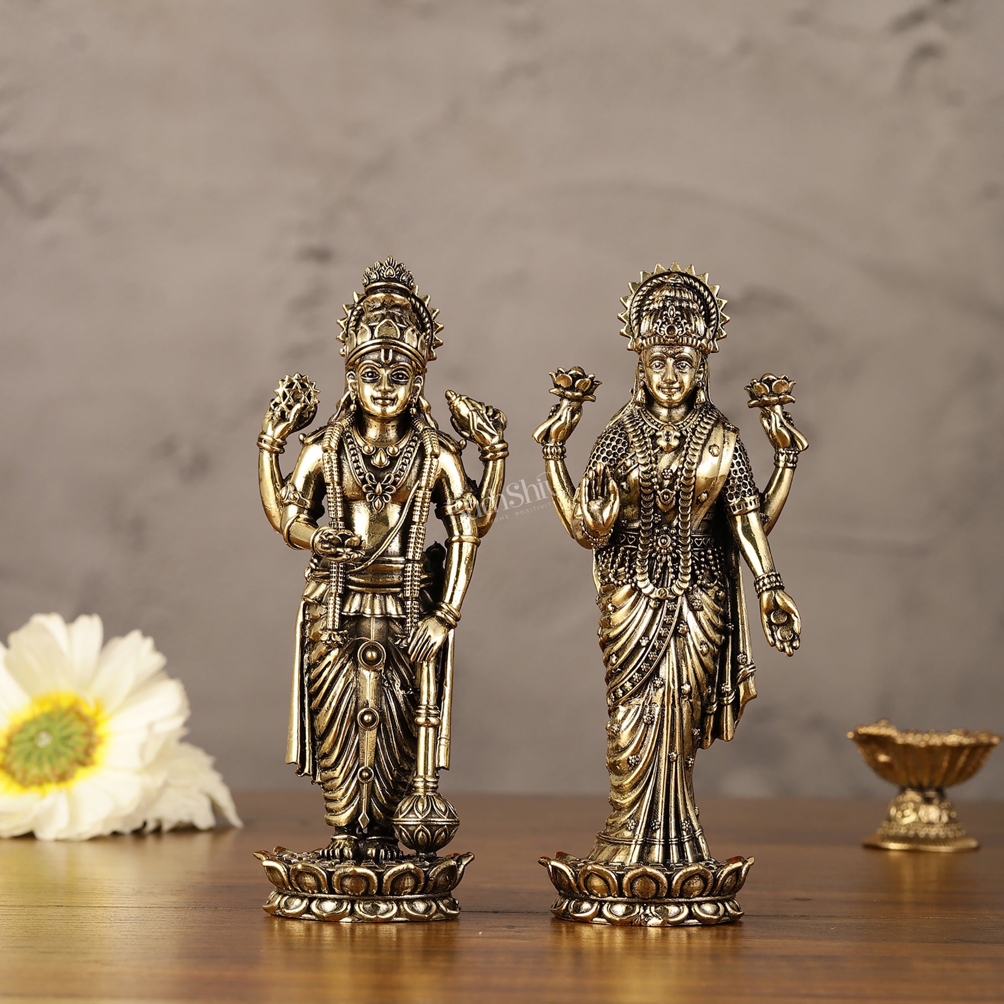 Brass Superfine Intricate Standing Vishnu Lakshmi Narayana Idol - 6 ...