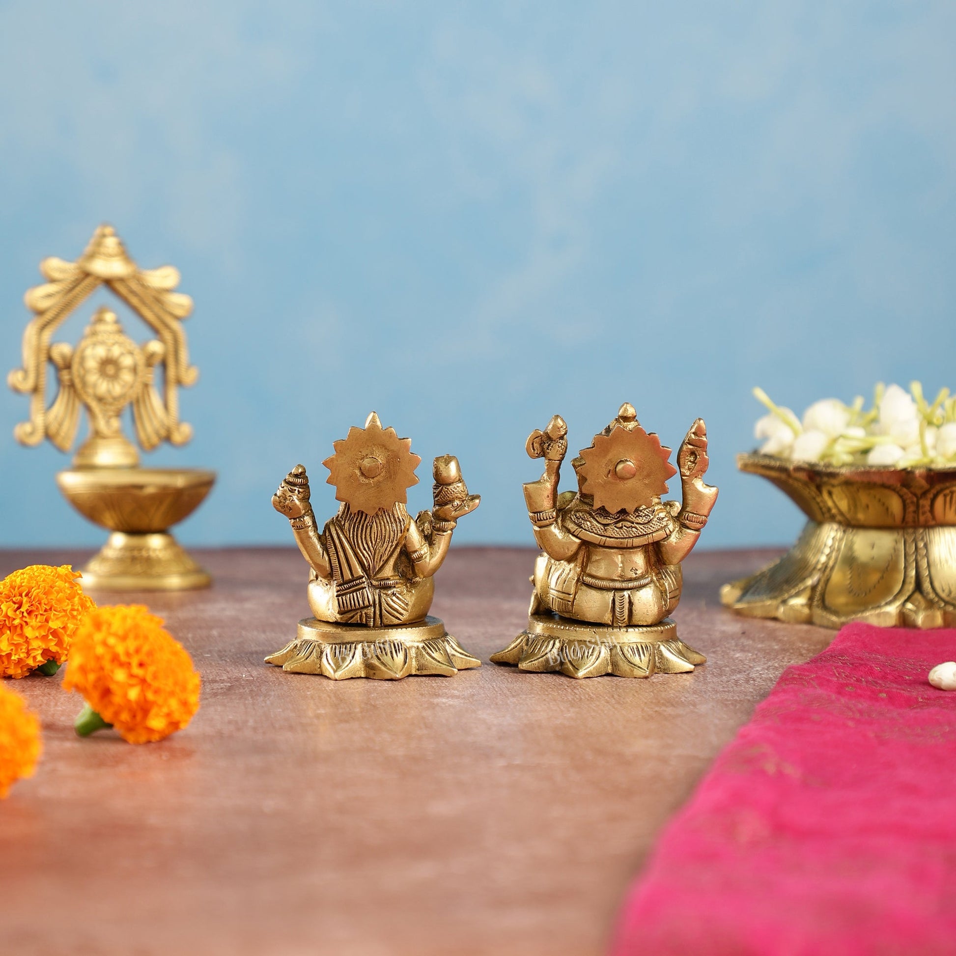 Brass Superfine Lakshmi & Ganesha Idols Set | 3" - Budhshiv.com