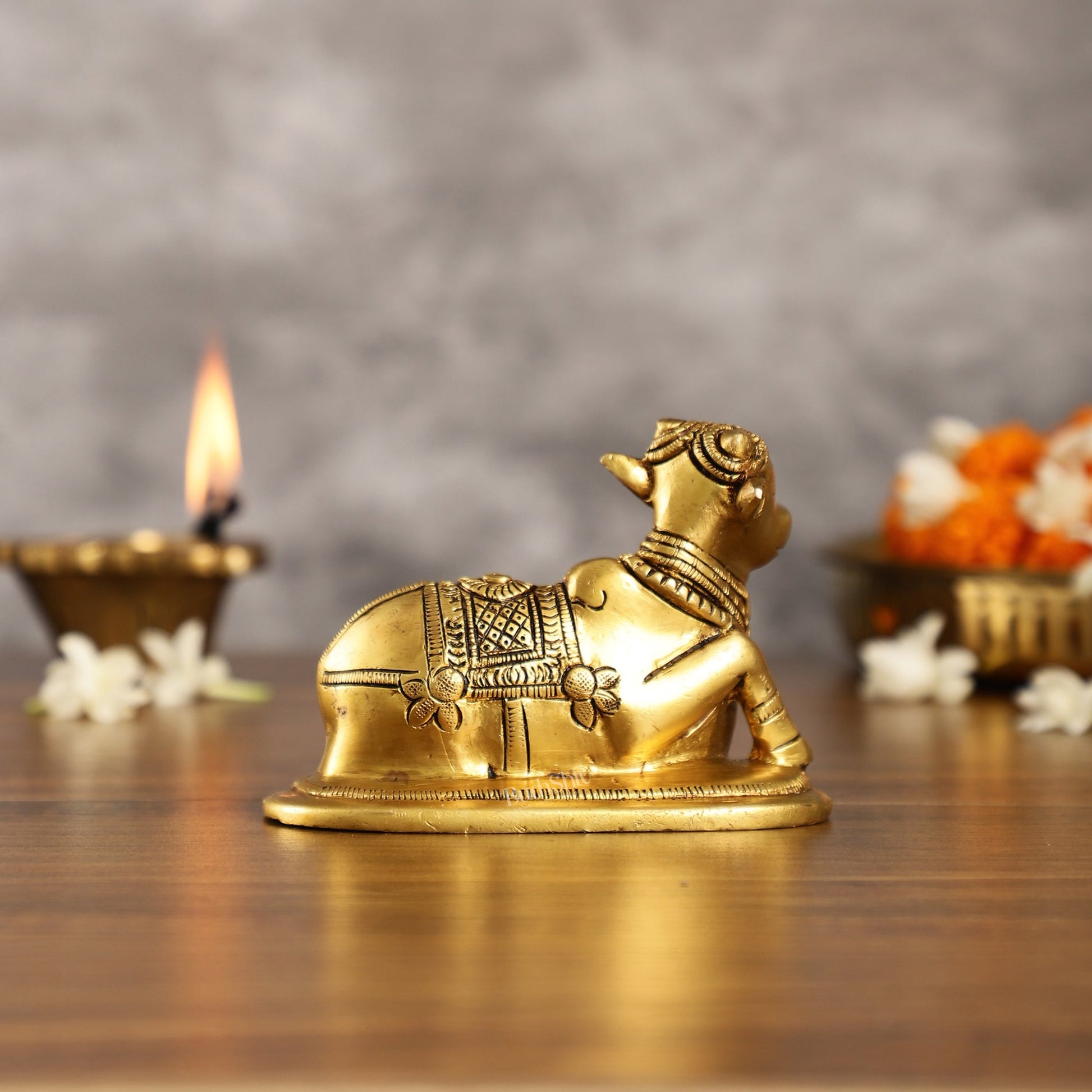 Brass Superfine Nandi Bull Idol | 4.5 inch - Budhshiv.com