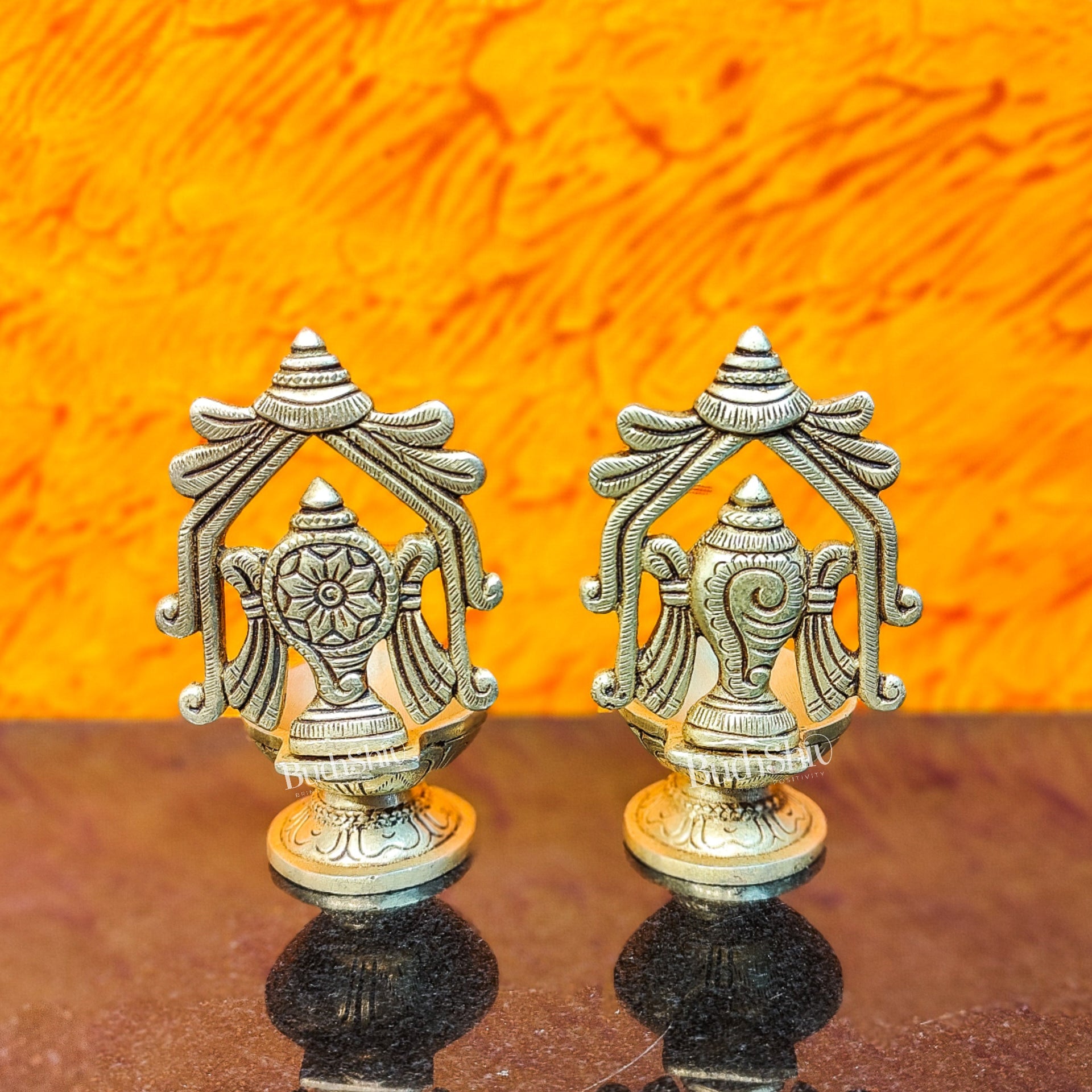 Brass Superfine Shankh Chakra Diya 4.5" - Budhshiv.com
