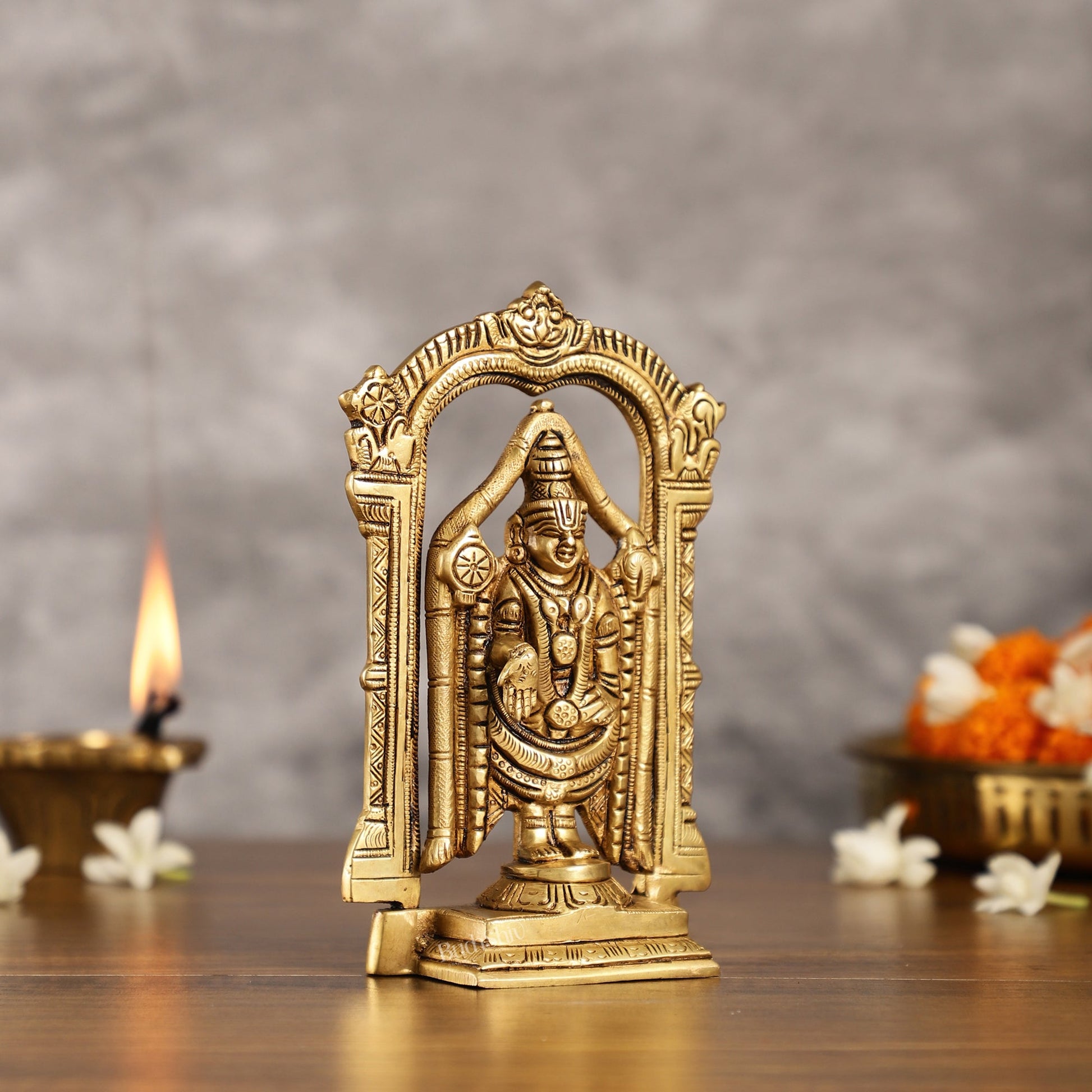 Brass Superfine Tirupati Balaji Lord Venkateshwara Swamy Idol | Height 6.5 inch - Budhshiv.com