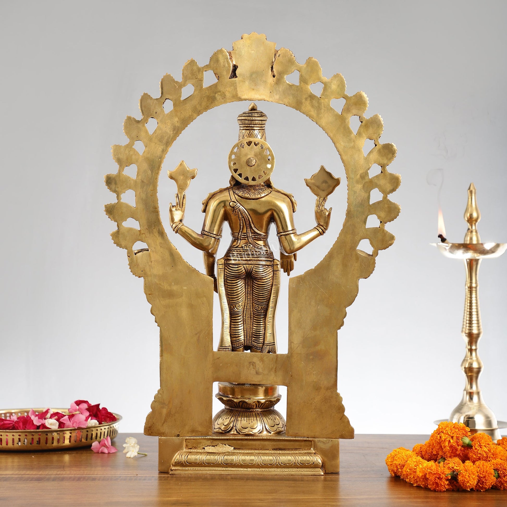 Brass Tirupati Balaji Lord Venkateshwara Swamy idol - Budhshiv.com