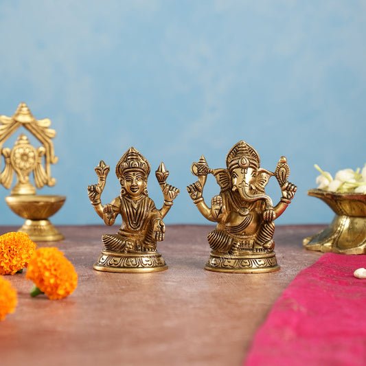 Elegant Brass Ganesha and Lakshmi Idols Pair | Height 4 inch - Budhshiv.com