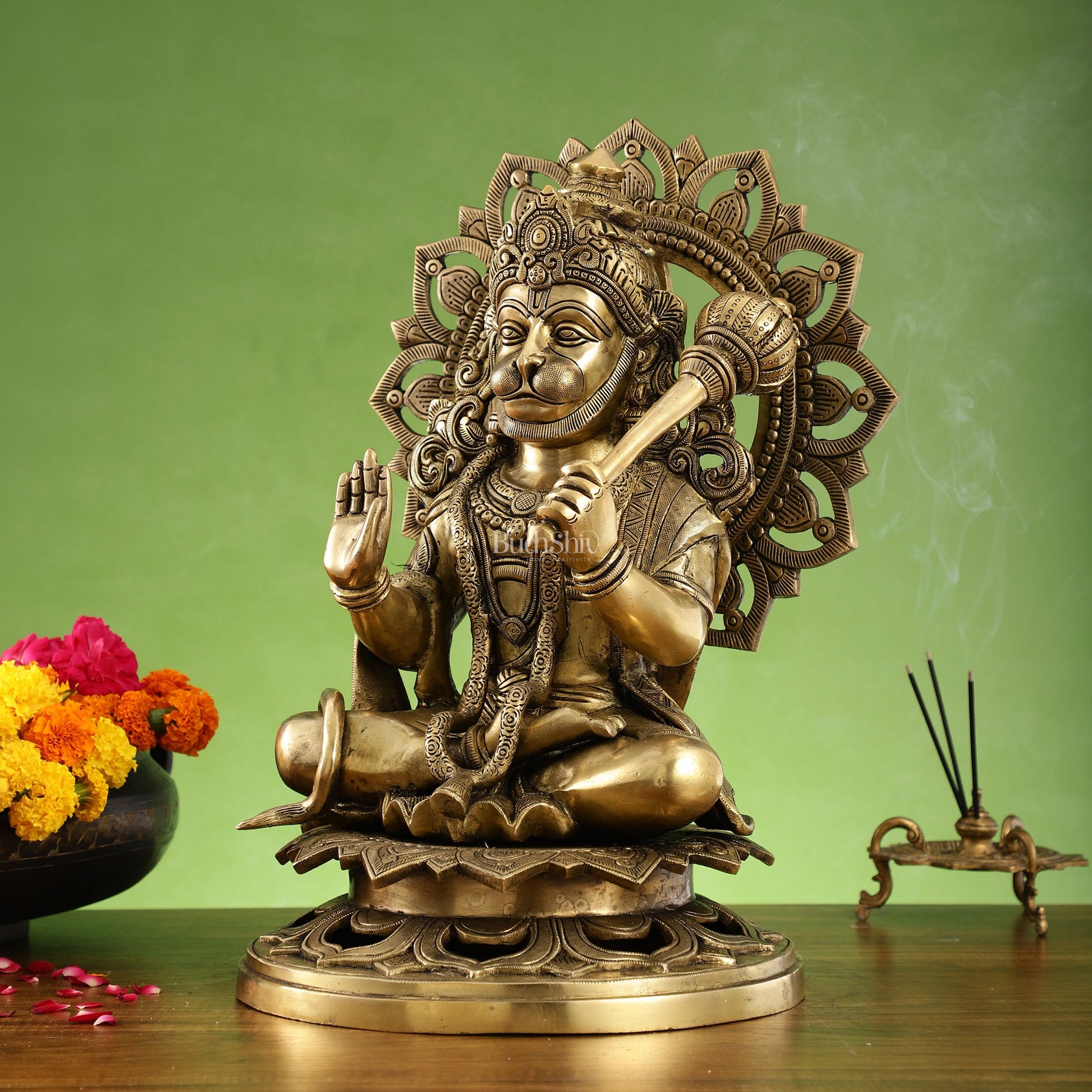 Elegant Brass Lord Hanuman Statue - 18 inch - Budhshiv.com