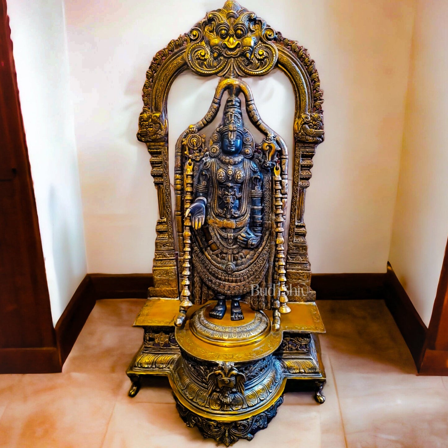 Exquisite 3ft Brass Tirupati Balaji Arch Statue | Superfine Craftsmanship - Budhshiv.com