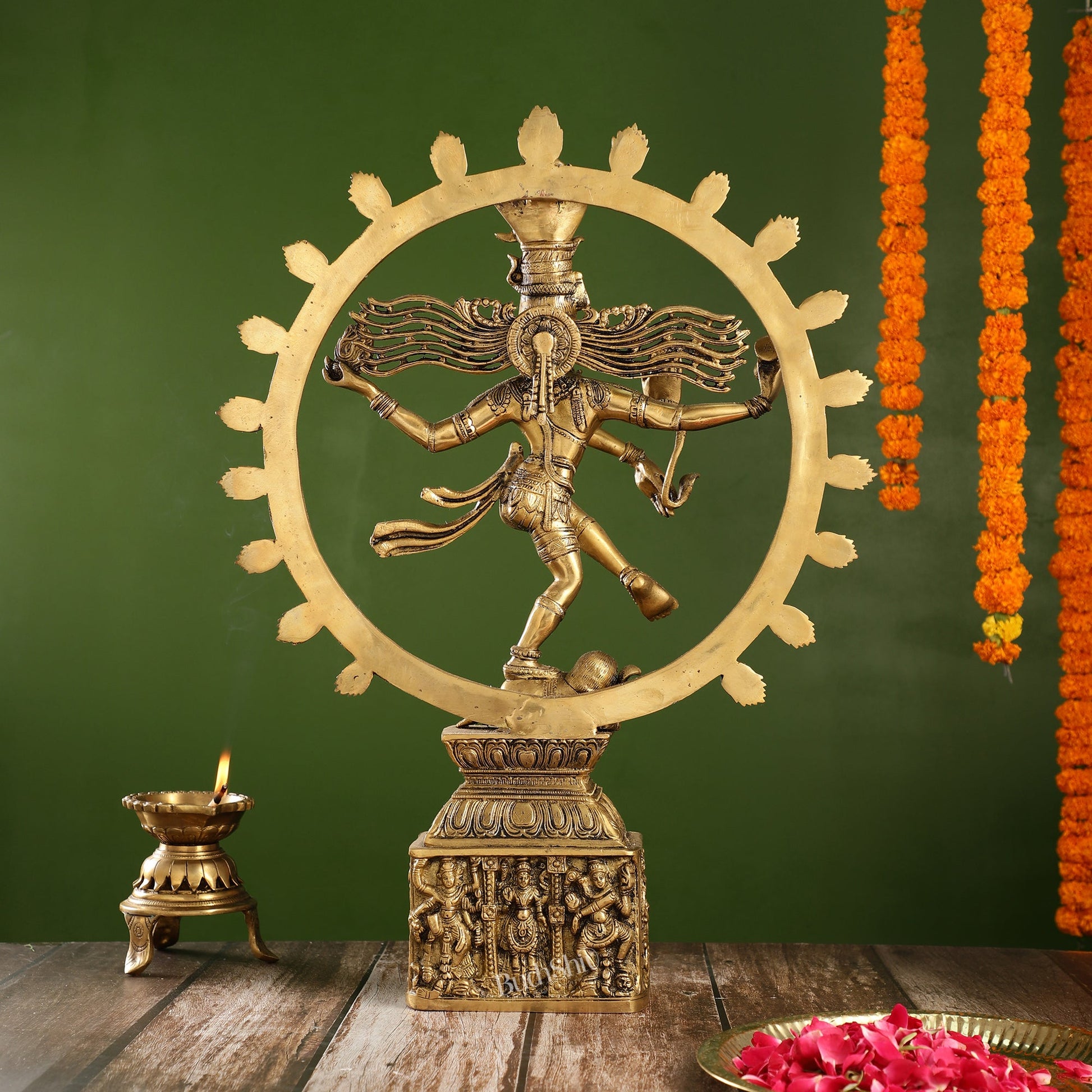 Exquisite Brass Nataraja Statue | 23" Height | Handcrafted Dancing Shiva - Budhshiv.com