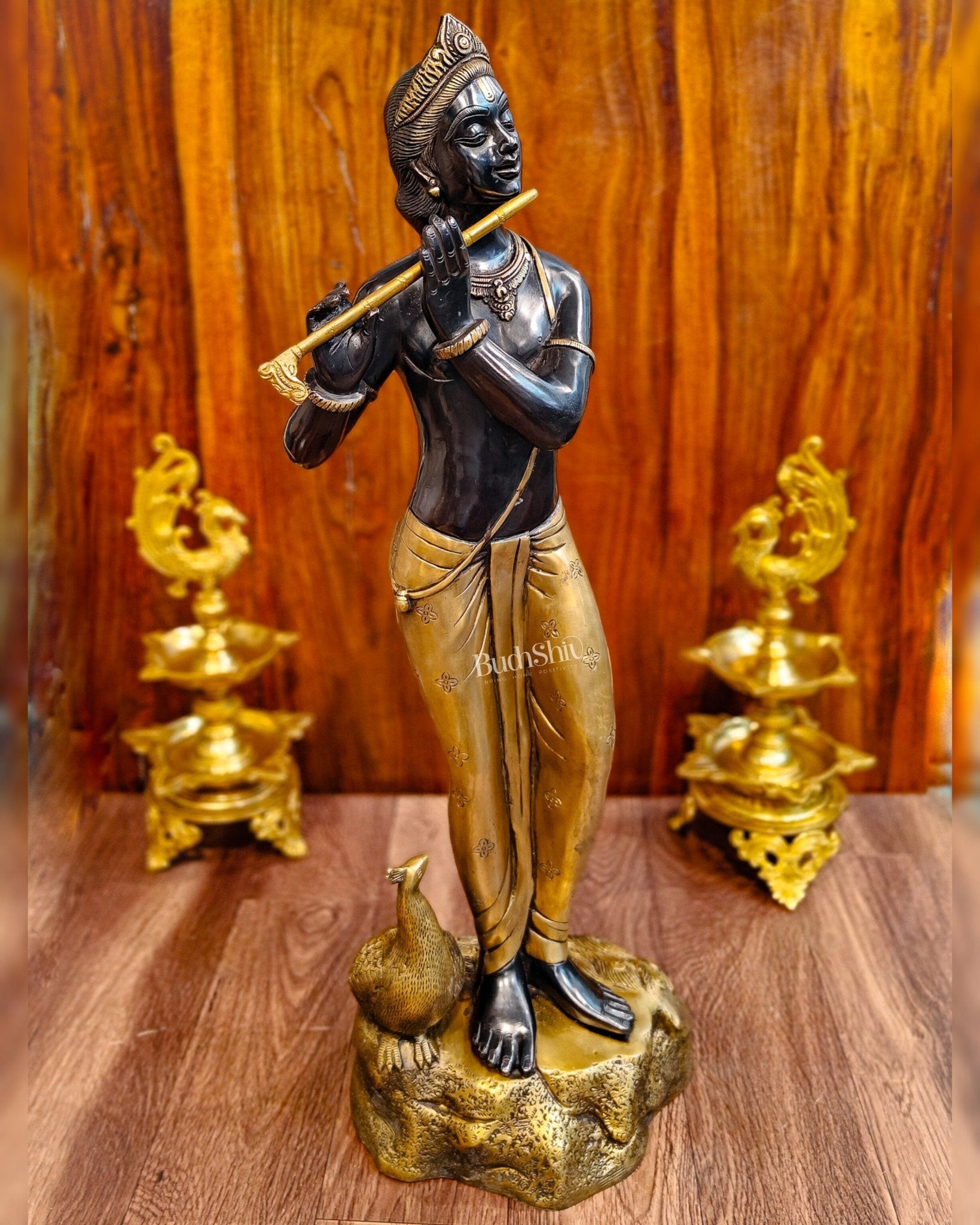 Exquisite Krishna Murlidhar Brass Idol 29" - Budhshiv.com