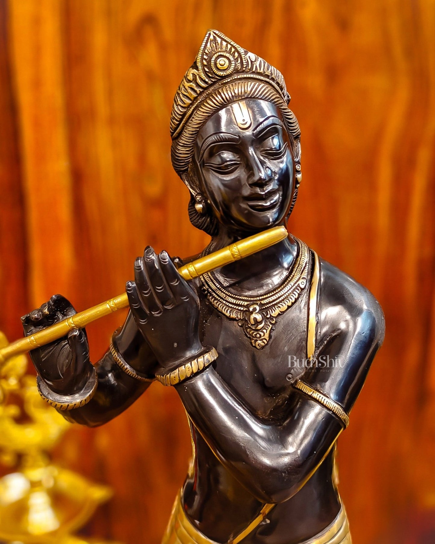 Exquisite Krishna Murlidhar Brass Idol 29" - Budhshiv.com