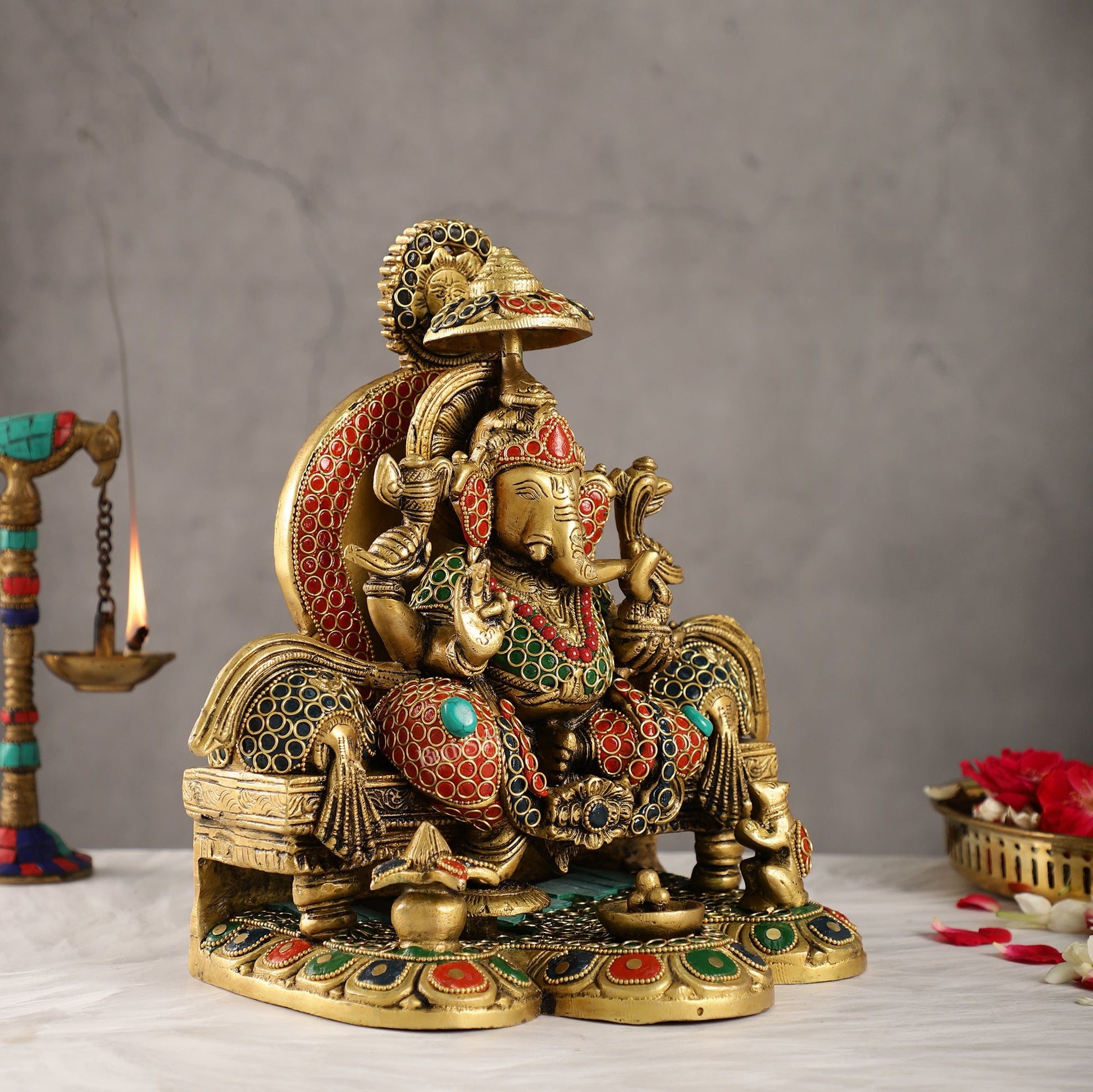 Fine Brass Handcrafted Lord Ganesha Statue - Budhshiv.com