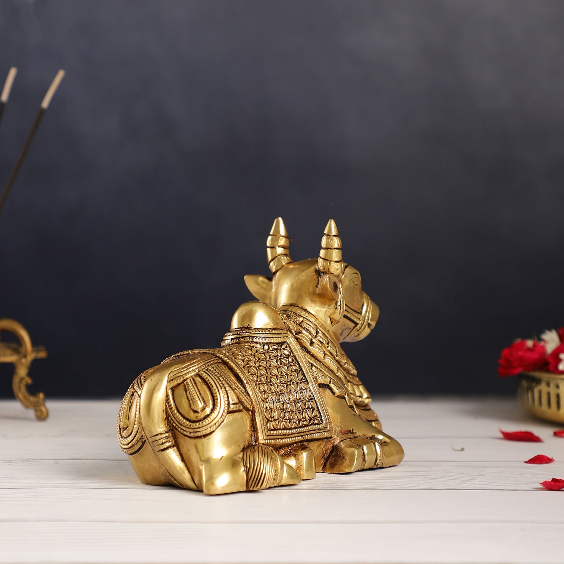 Finely Crafted Brass Nandi Bull Idol | 7 inch - Budhshiv.com