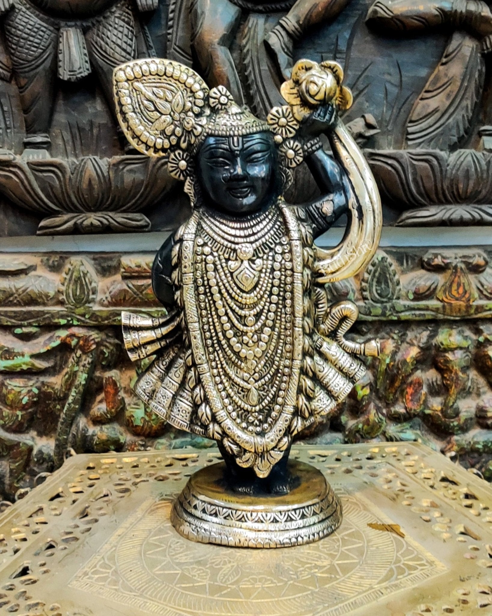 Handcrafted Brass Lord Shrinath Ji Statue | From Nathdwara 13 inch - Budhshiv.com