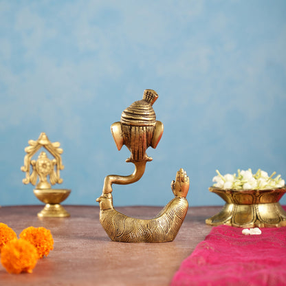 Handcrafted Brass Pagadi Ganesha Idol | 7 inch - Budhshiv.com