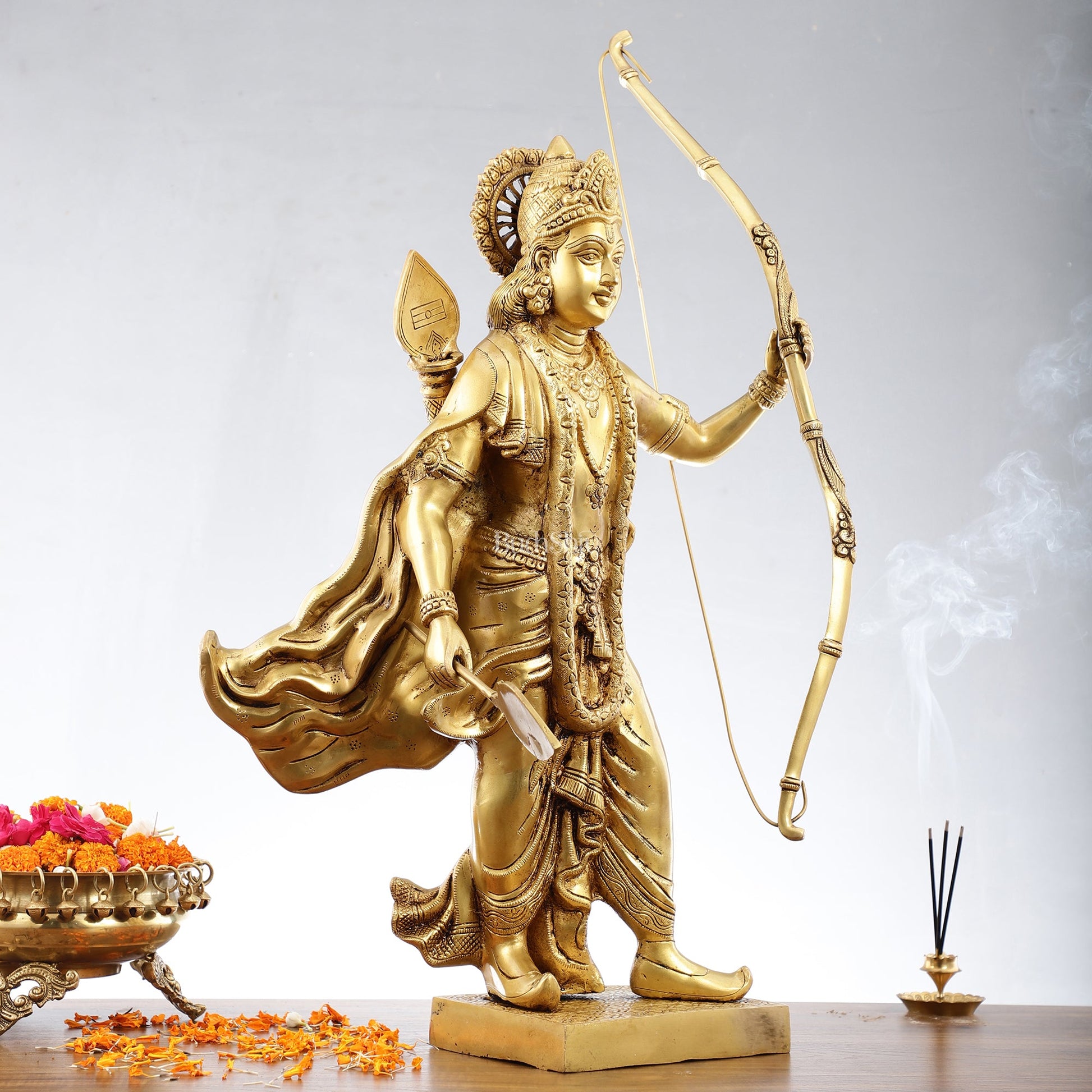 Handcrafted Superfine Brass Statue - Lord Shri Ram Chandra | 26 inch - Budhshiv.com