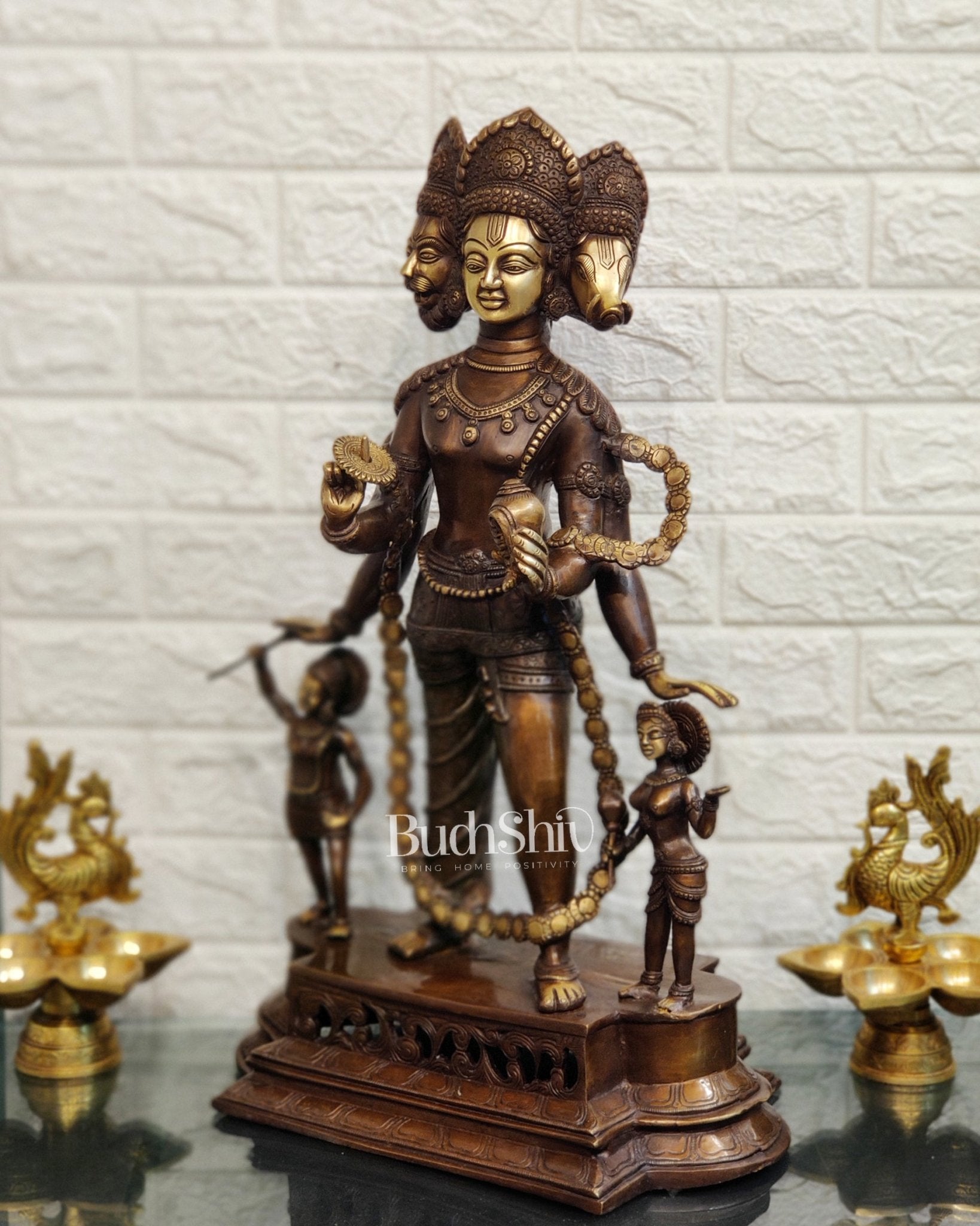 Handcrafted Three-Headed Lord Vishnu Statue | Unique Representation of Para-Vasudevan | Antique Bronze Finish - Budhshiv.com