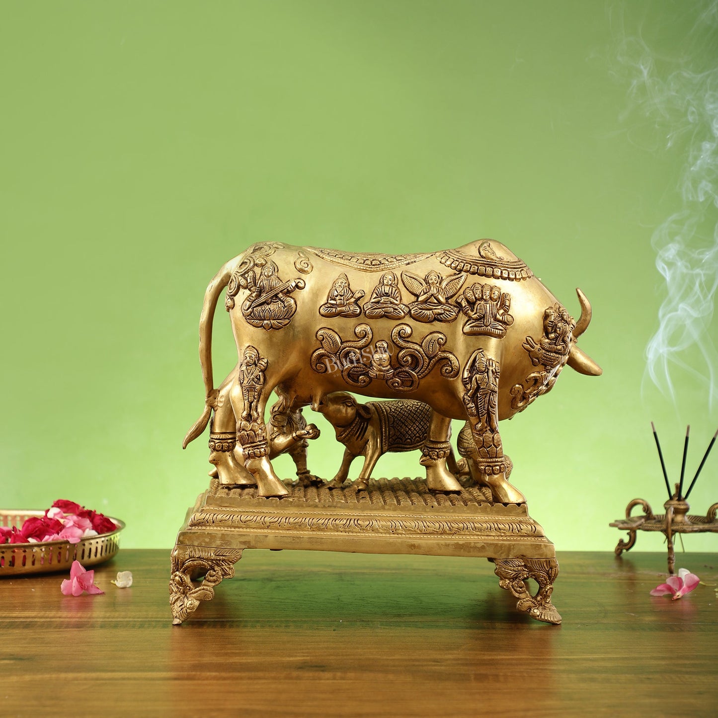 Kamadhenu Cow and Calf Brass Idol 14 inch - Budhshiv.com