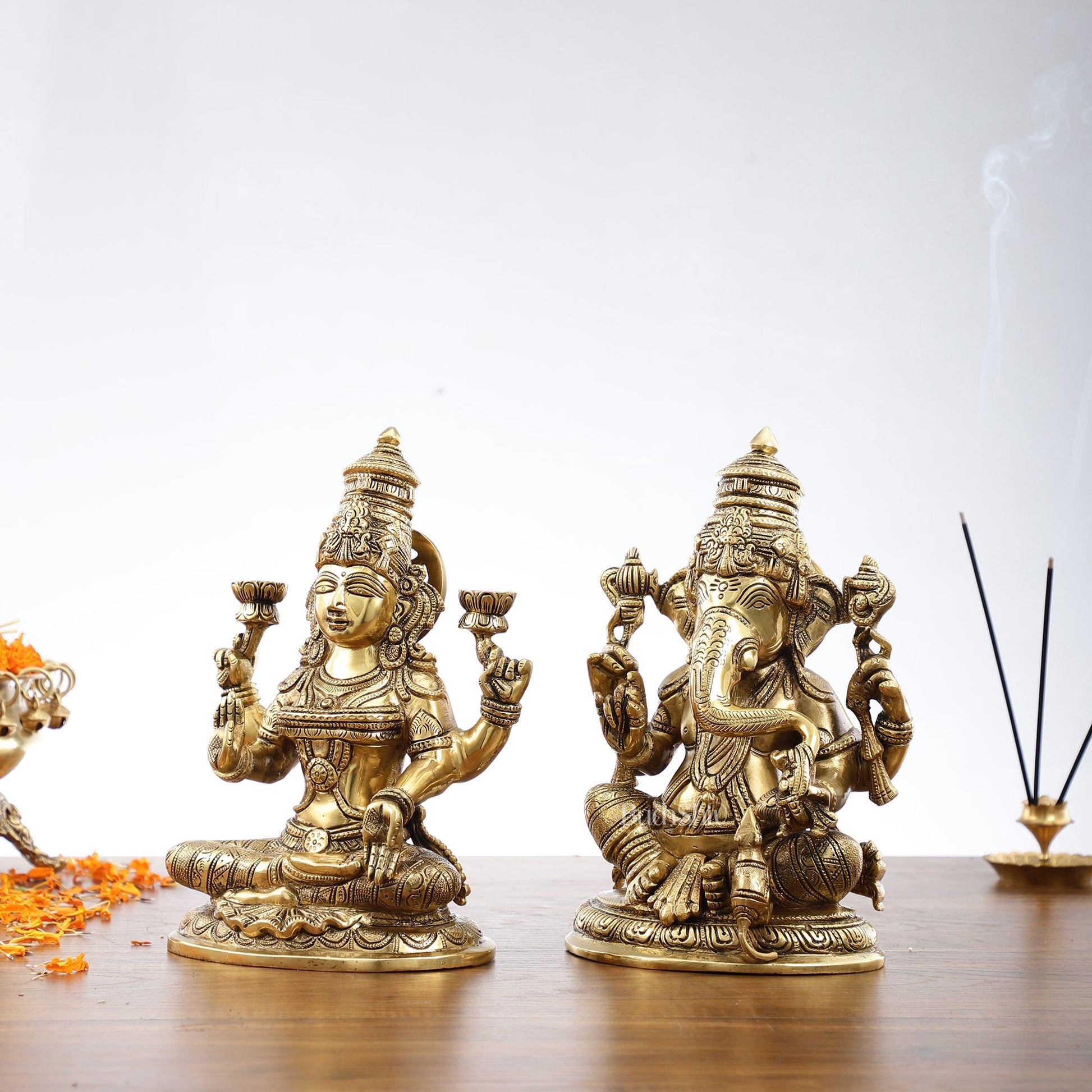 Superfine Brass Ganesha and Lakshmi Idol Statue Murti - 11 inch - Budhshiv.com