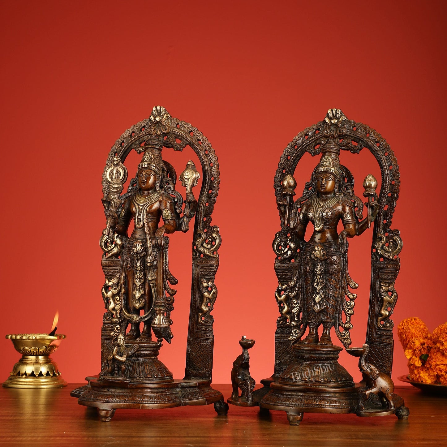 Superfine Brass Lord Vishnu & Goddess Lakshmi Idol Pair | 16 inch - Budhshiv.com